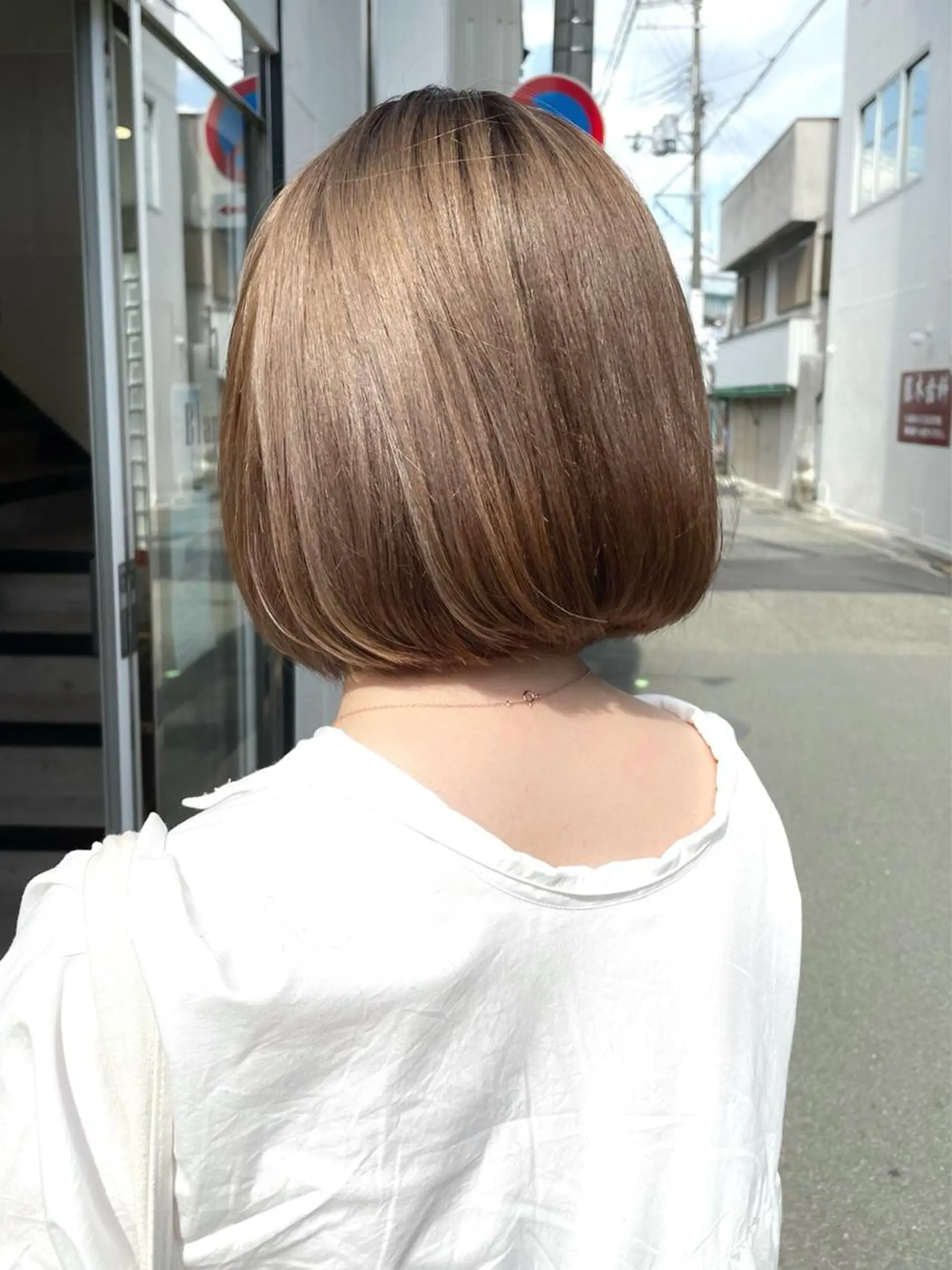 ショート カラー ベージュカラー ブリーチ 高尾亮輔/ AVANCE難波店のヘアスタイル