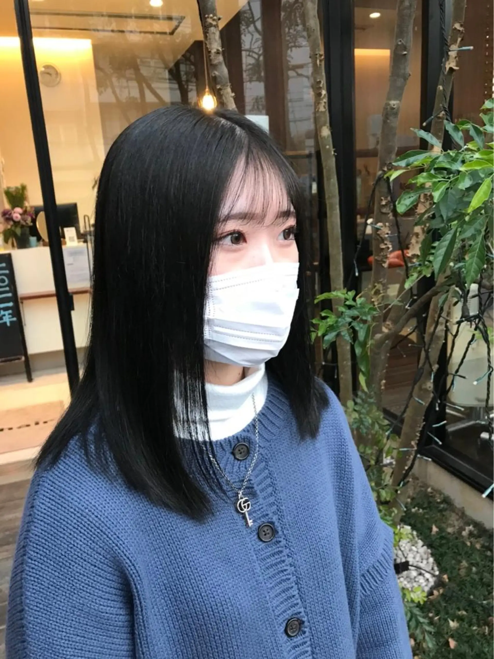 ミディアム 十文字 玲音のヘアスタイル