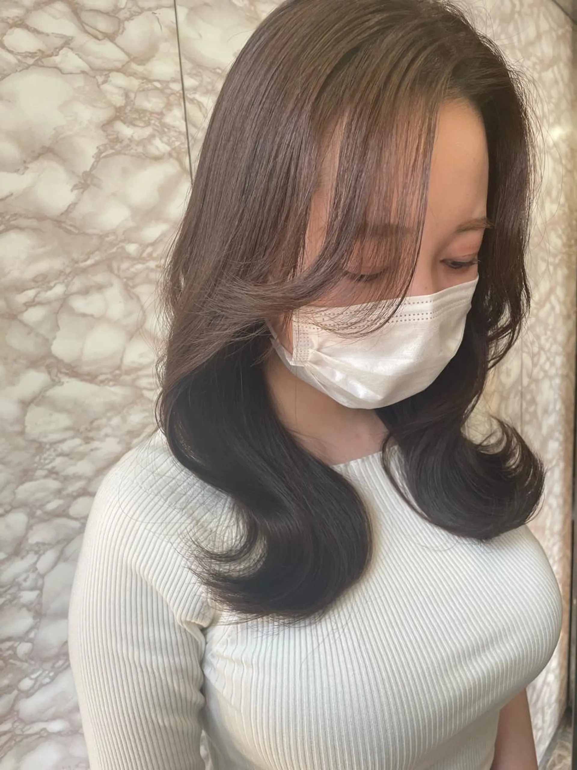 ミディアム カラー カット ヘアカラー トリートメント 極上の艶髪 RINAのヘアスタイル