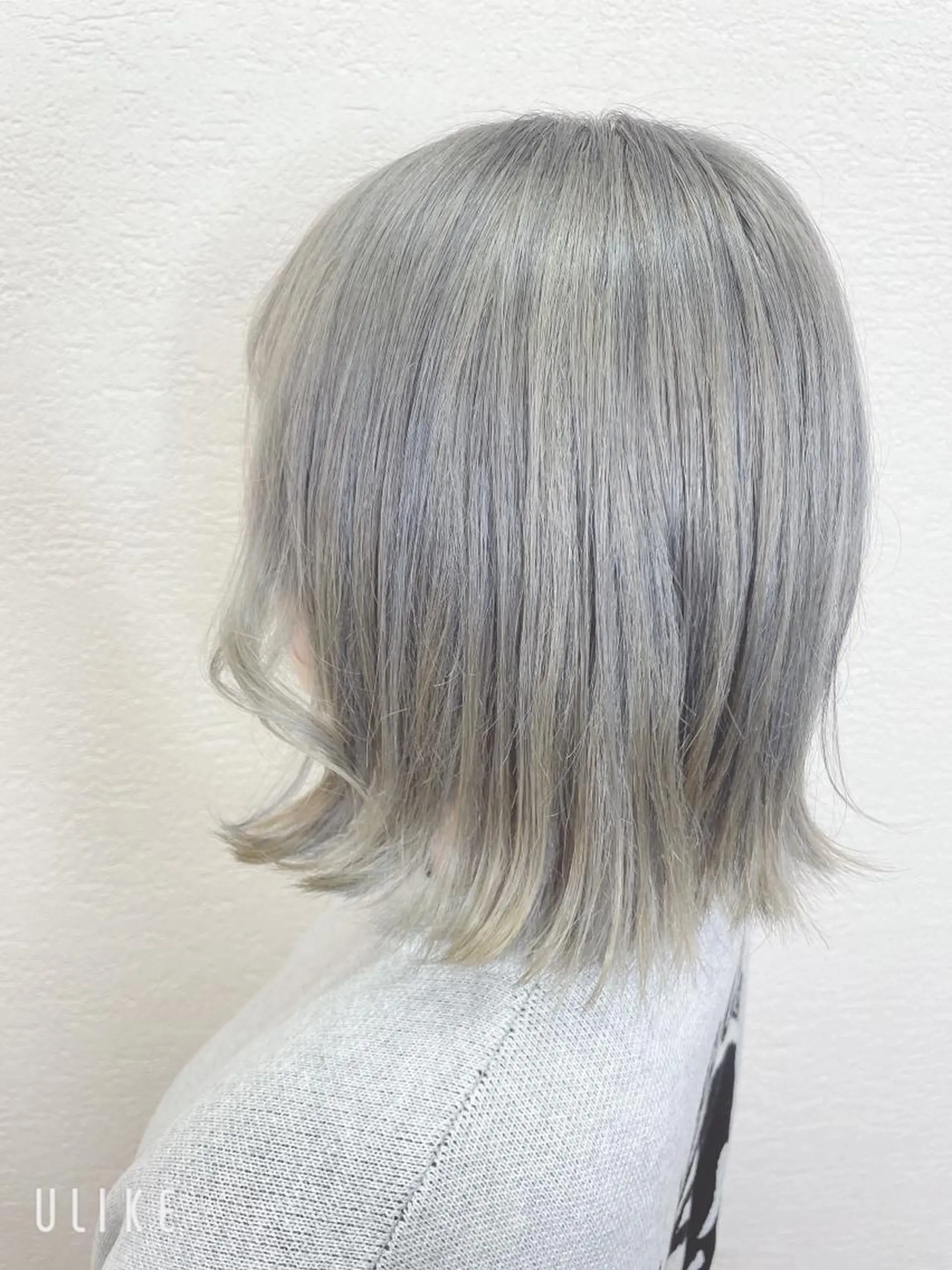 セミロング カラー シルバー ホワイトシルバー カット ヘアカラー トリートメント ❣️モードケイズ塚口 和田一将のヘアスタイル