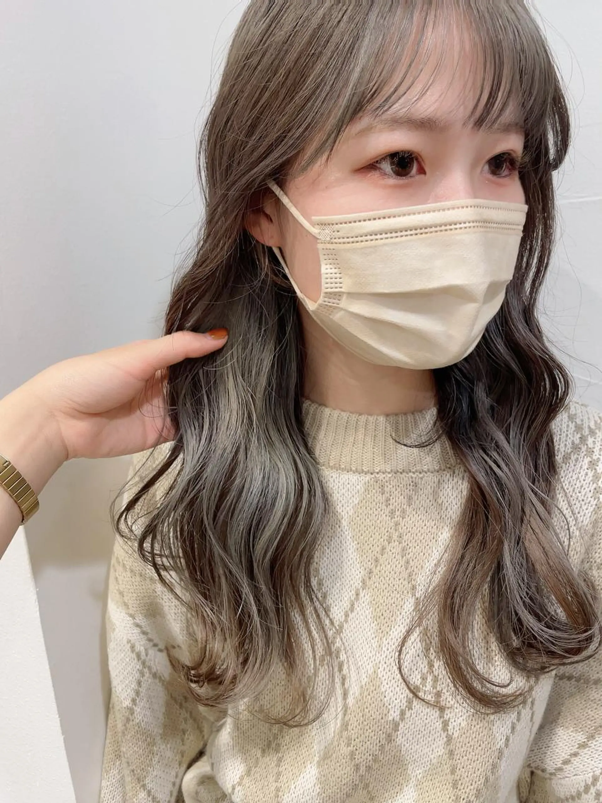 ロング カラー ヘアアレンジ ミストバング ブルーカラー フェイスフレーミング シルバー SHEARA BY CARE所属・. AYUKAのヘアスタイル