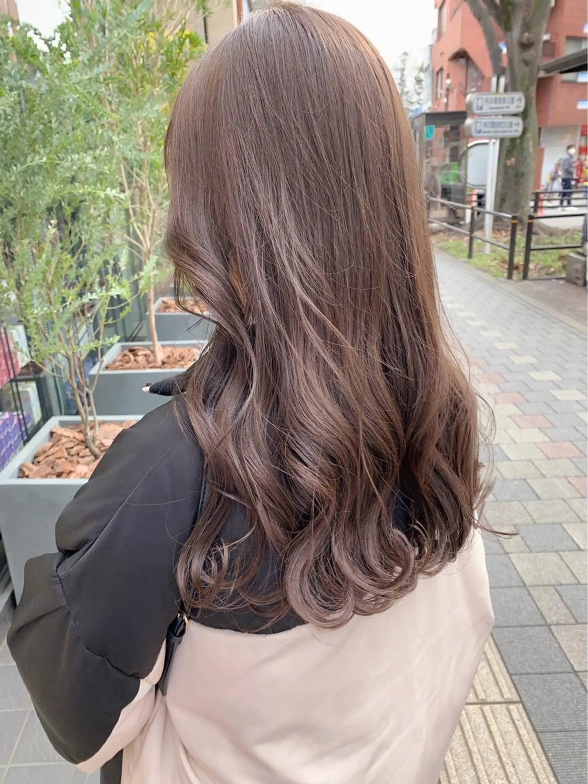 ロング カラー ベージュカラー ブリーチ 透明感カラー モカベージュ ヘアカラー トリートメント メンズカット/柏/韓 国/メンズパーマ航太のヘアスタイル