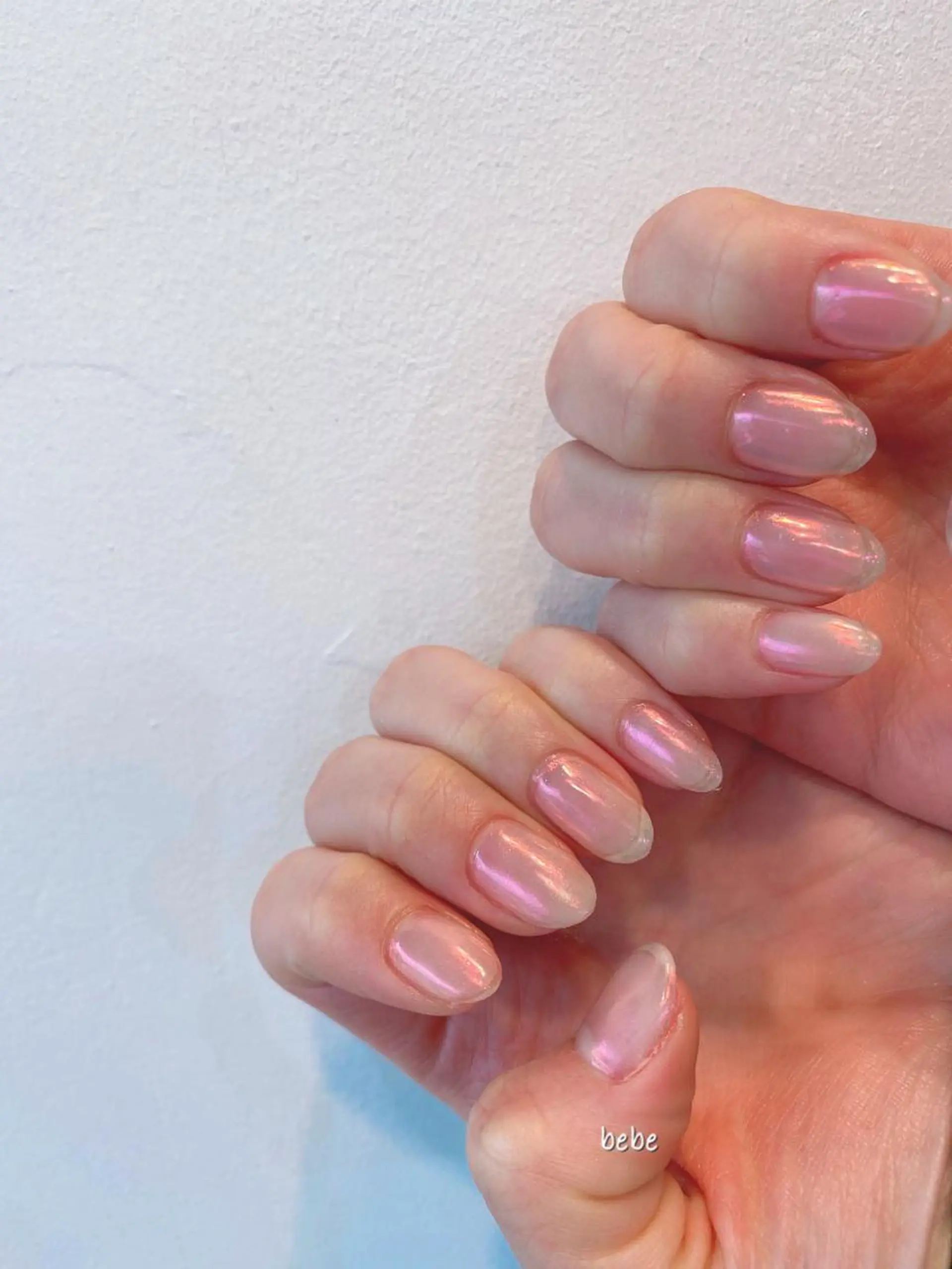 ネイル オーロラネイル ワンカラーネイル ハンドネイル Ann. nail.tokyo所属・Ann nailのネイルデザイン
