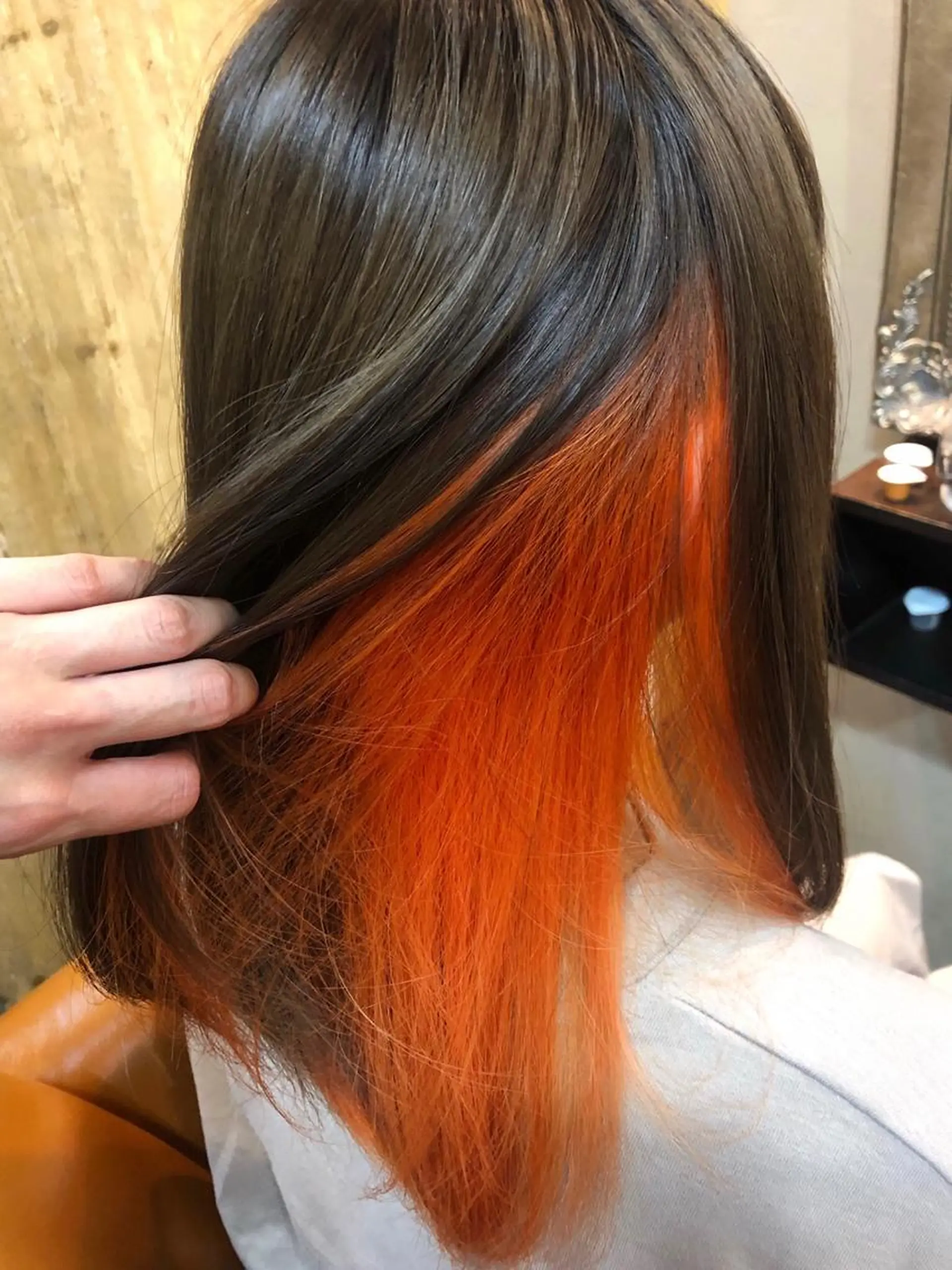 セミロング カラー オレンジ 是枝 さくらのヘアスタイル