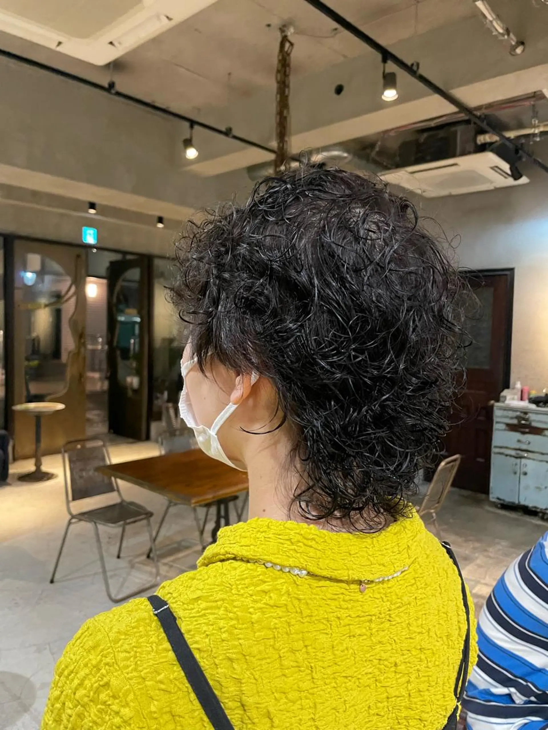 ショート カラー パーマ 黒髪 ナチュラルブラック カット パーマ トリートメント ヘッドスパ ヘアセット 🍀艶髪・透明感🍀 TATSUKIのヘアスタイル