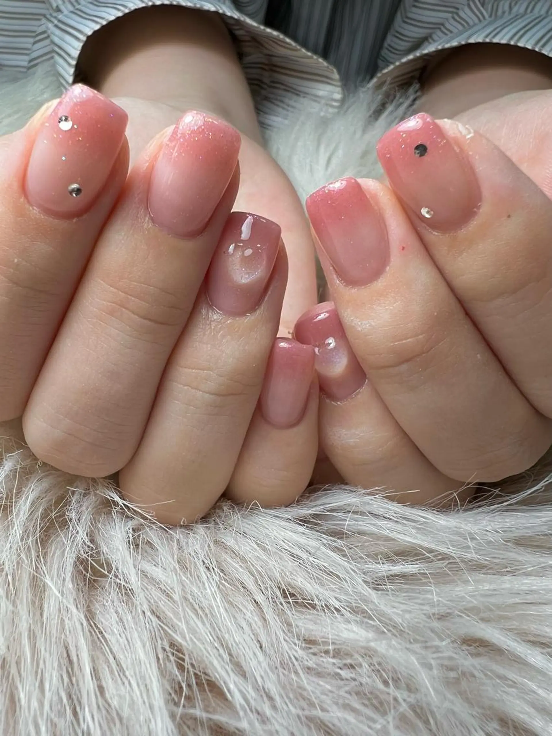 ネイル ジェルネイル グラデーション 持ち込み パラジェル 春ネイル flowers nailのネイルデザイン
