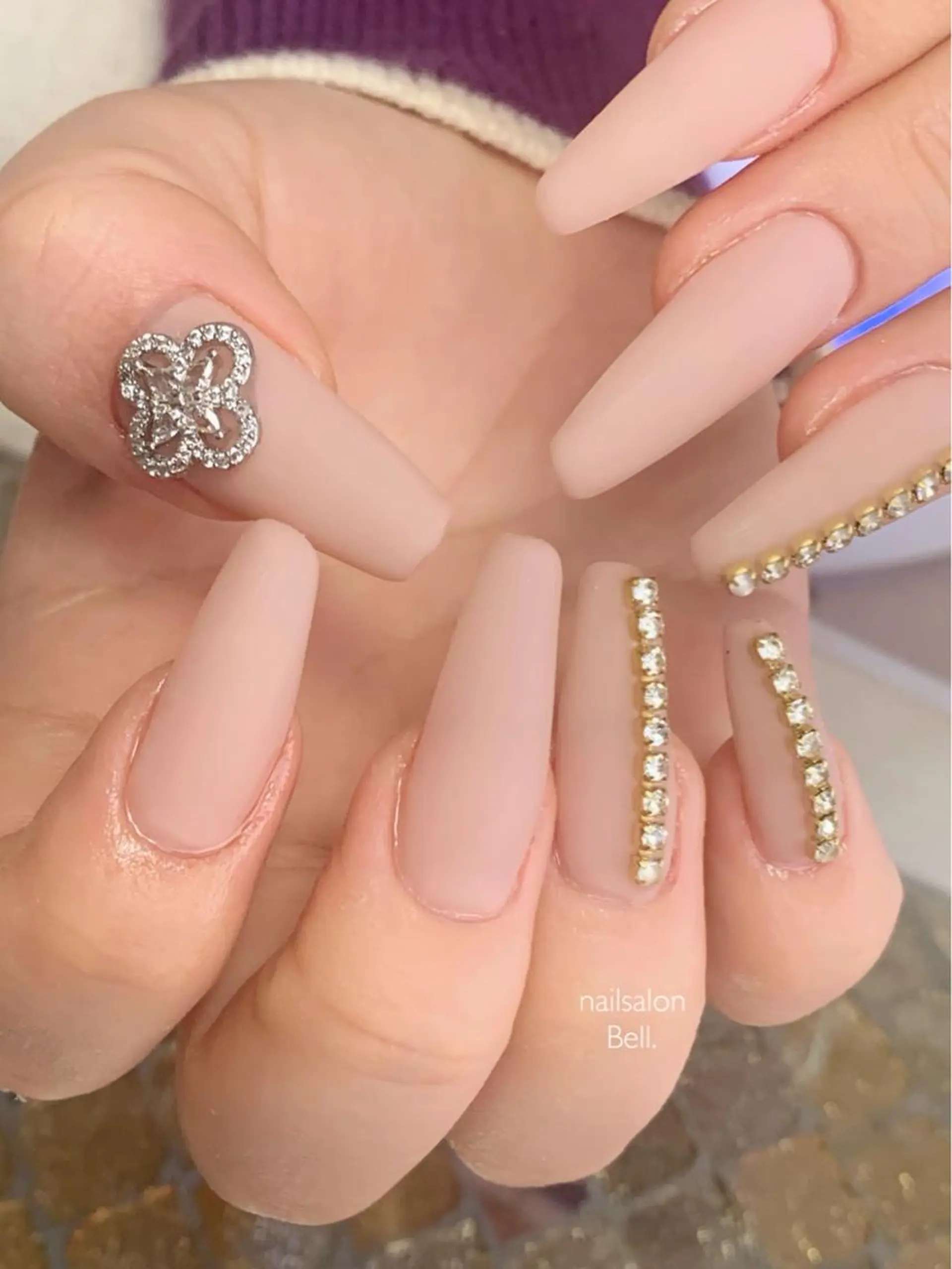 ロング ネイル ハンドネイル Y. Reonaのネイルデザイン