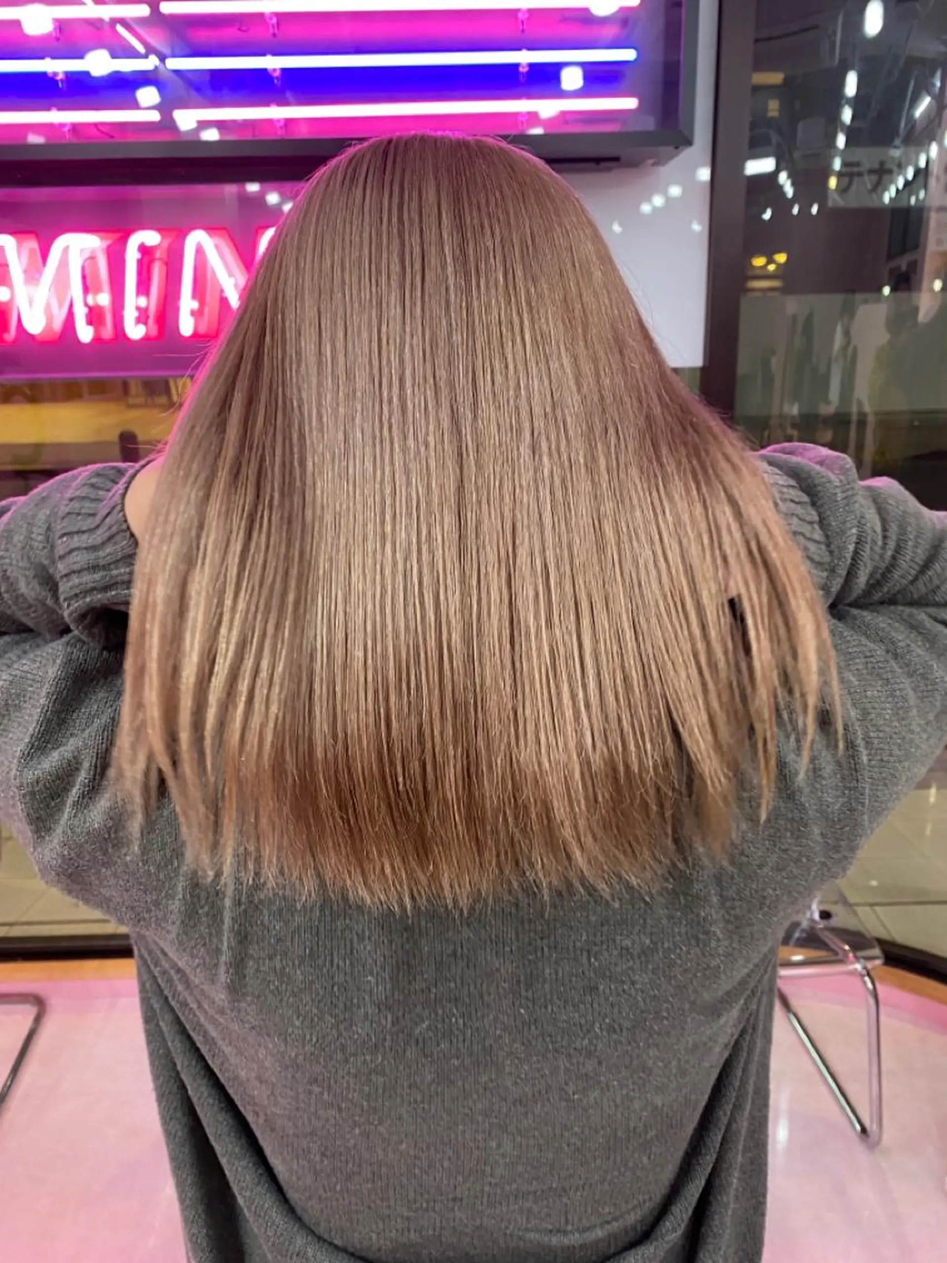 セミロング カラー カットカラー特化 ⭐️代表⭐️のヘアスタイル