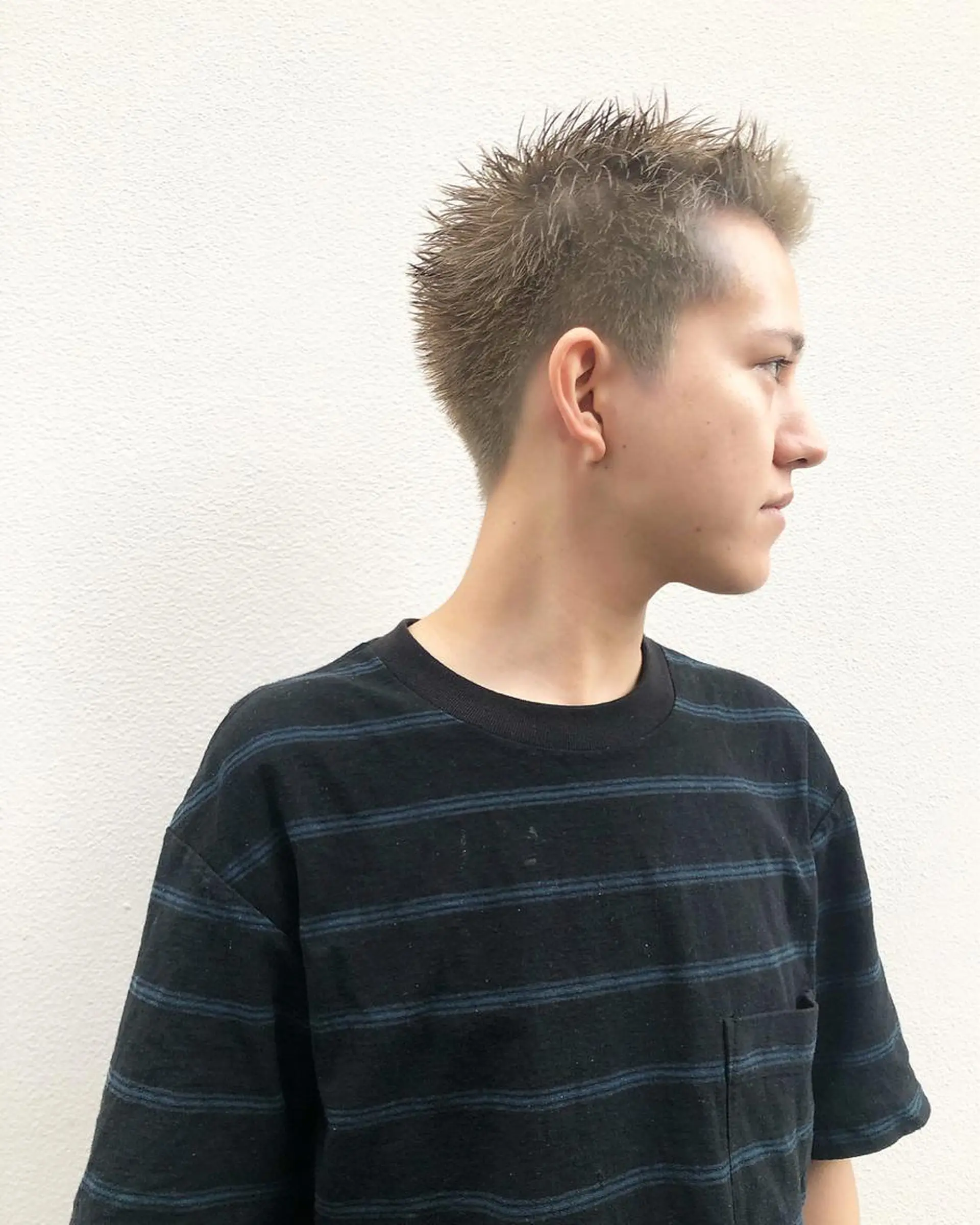 ショート メンズ メンズブリーチ ヘアカラー トリートメント welc所属・マンツーマン/ 藤代拓実のヘアスタイル