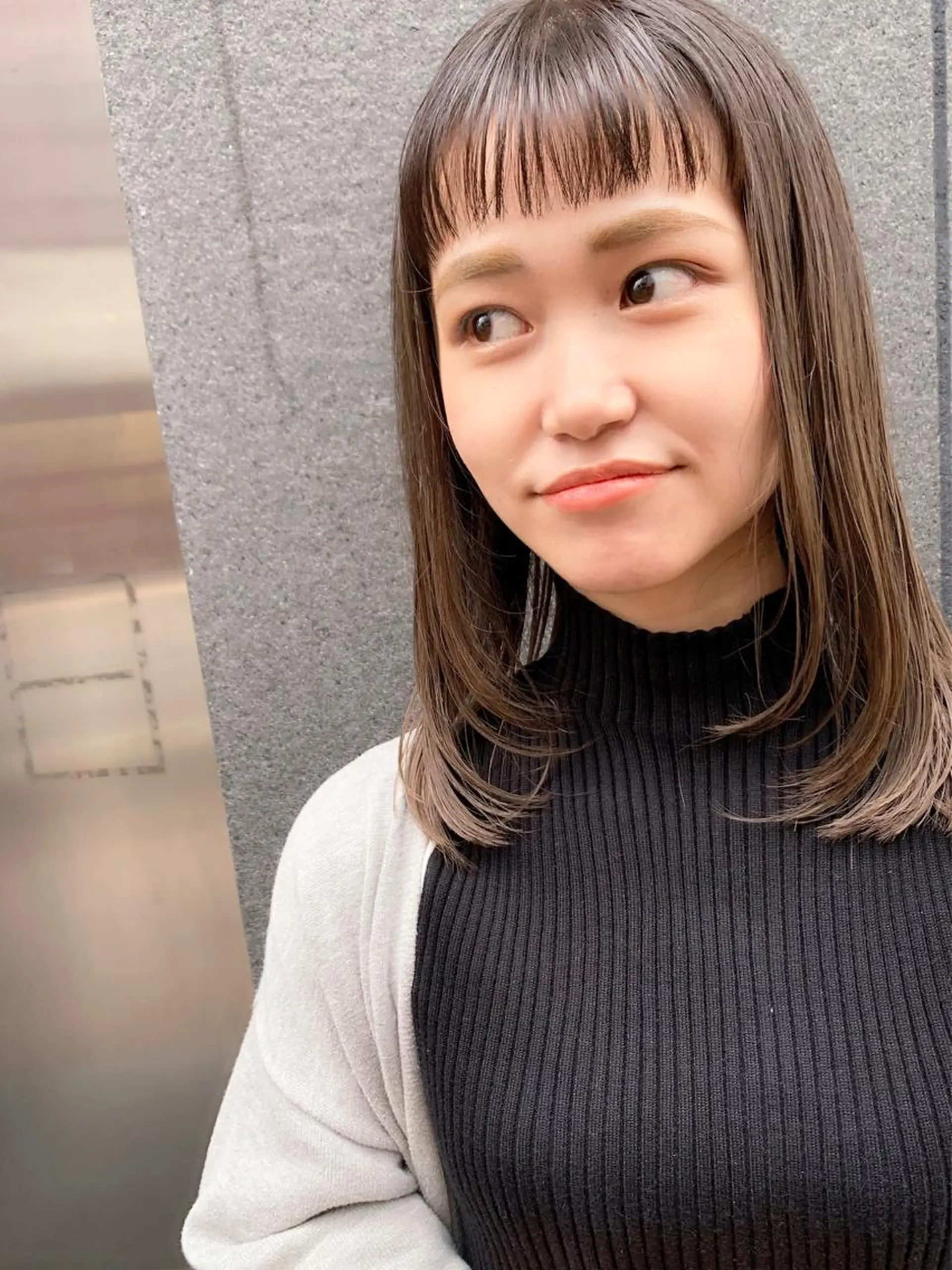 ミディアム カラー 透明感カラー イルミナカラー オン眉 tension 【テンション】のヘアスタイル