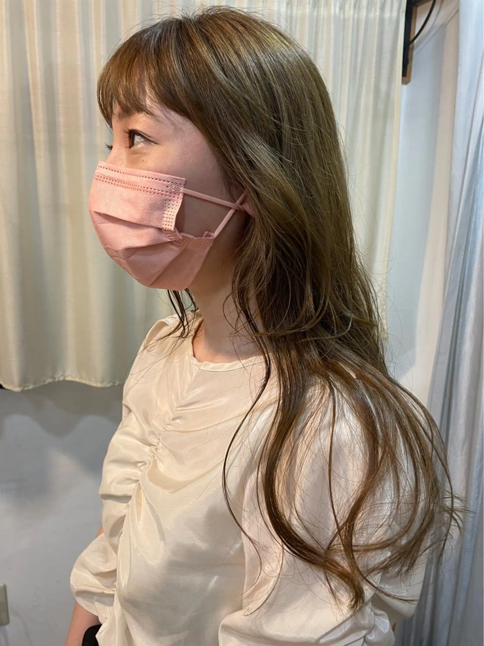 ロング ヘアカラー 【pejite】 Hinanoのヘアスタイル