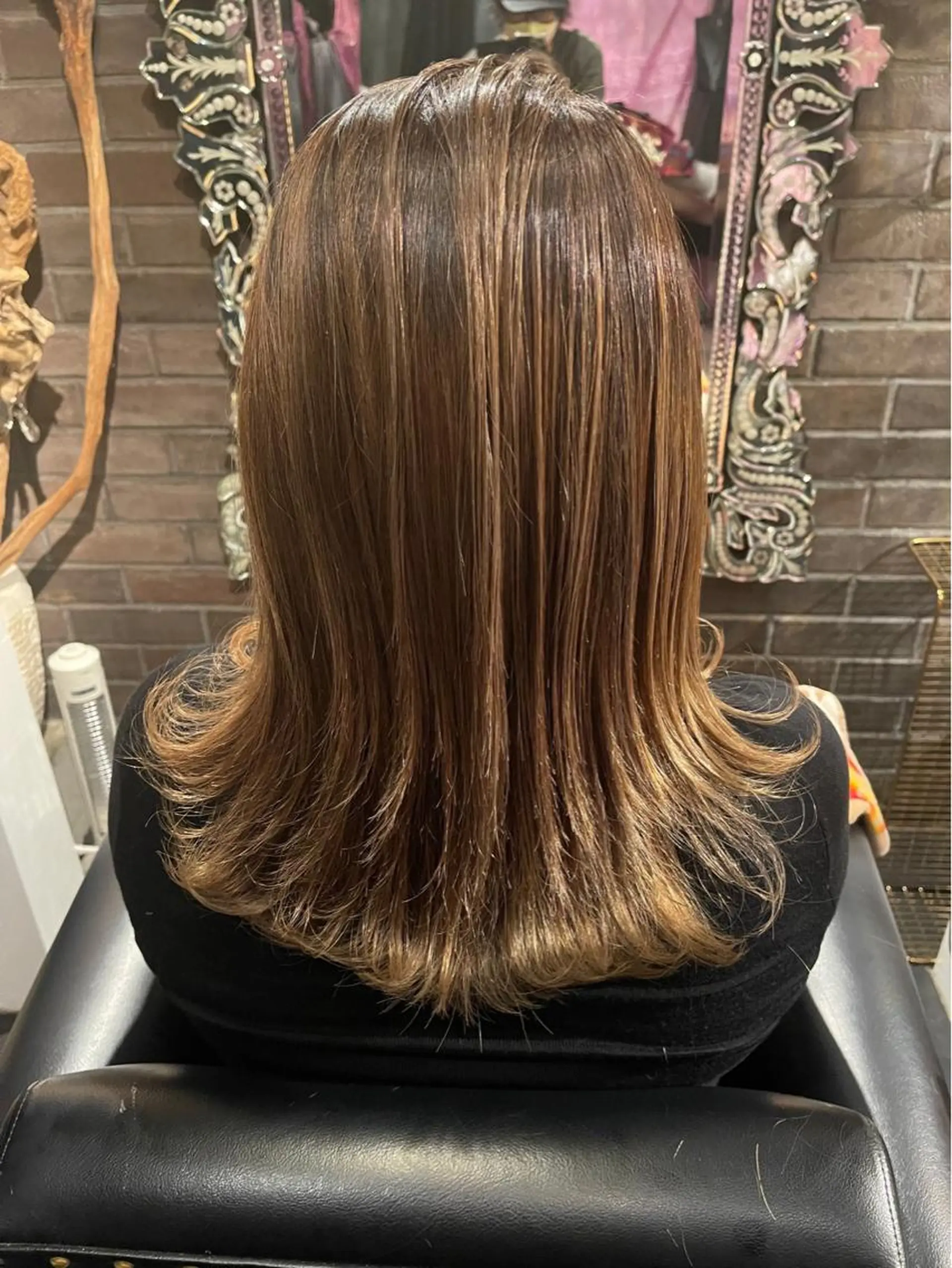 ロング ハイライト レイヤーカット ヘアカラー アフィロス所属・五十嵐 舞のヘアスタイル