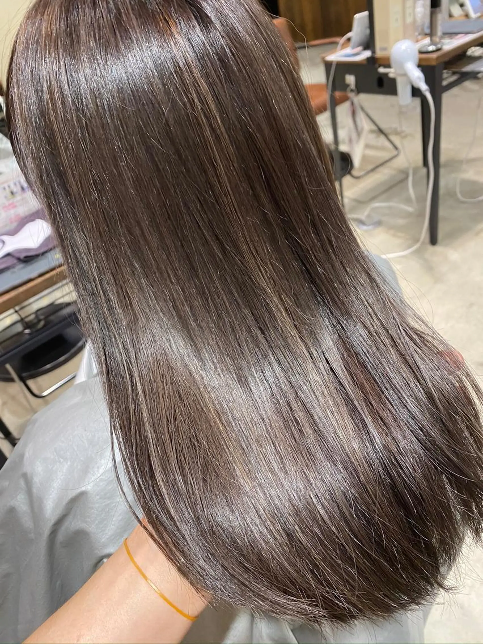 カラー ハイライトカラー 顔まわりの神様✨ 透明感カラー藤嶋秀幸のヘアスタイル