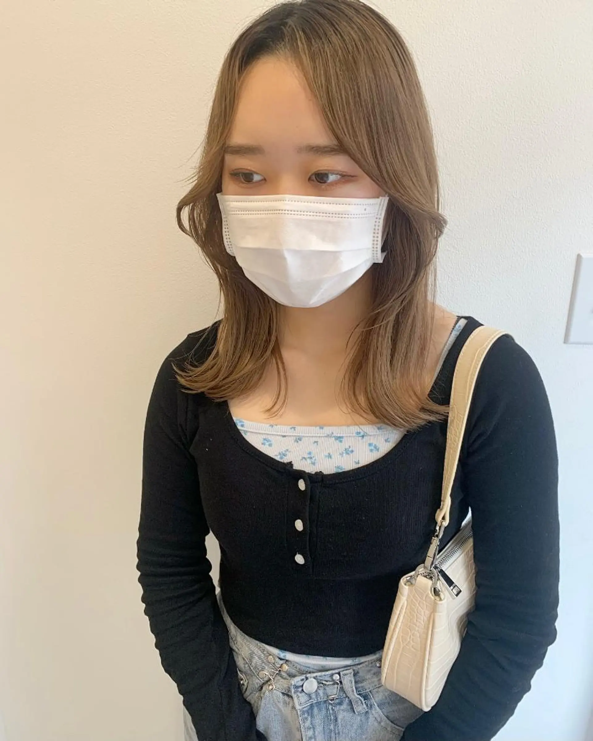 ミディアム カラー 顔まわりレイヤー 韓国風ヘア レイヤーカット ウルフカット カット MARU レイヤー/パーマのヘアスタイル