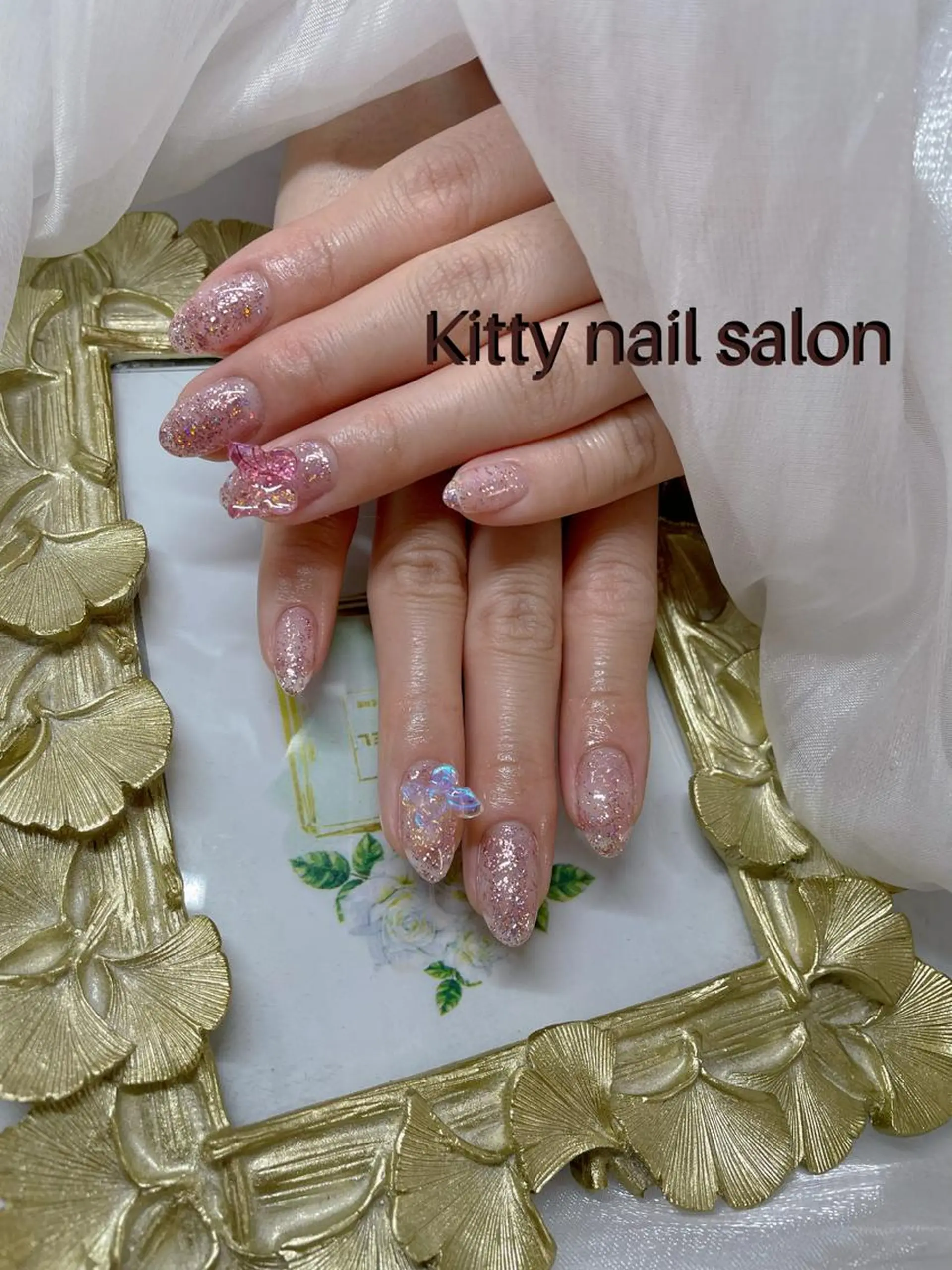 ネイル ストーンネイル ハンドネイル kitty nail salonのネイルデザイン