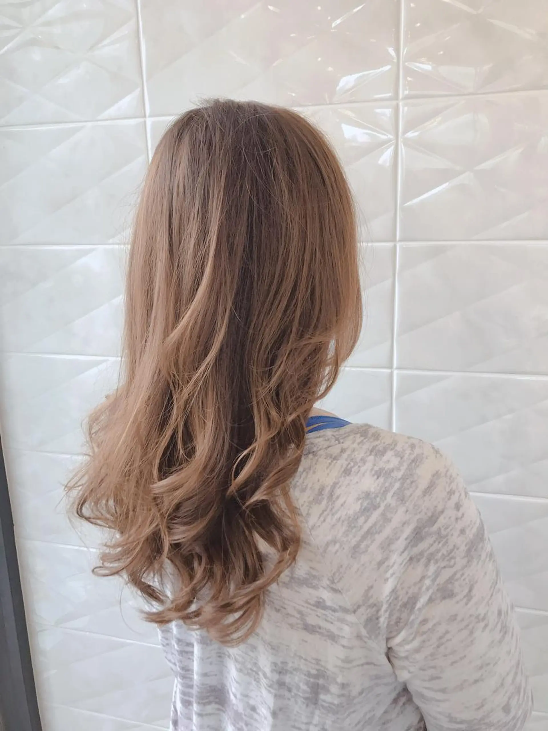 セミロング 💗艶×髪改善カラー 特化💗AYAKIのヘアスタイル