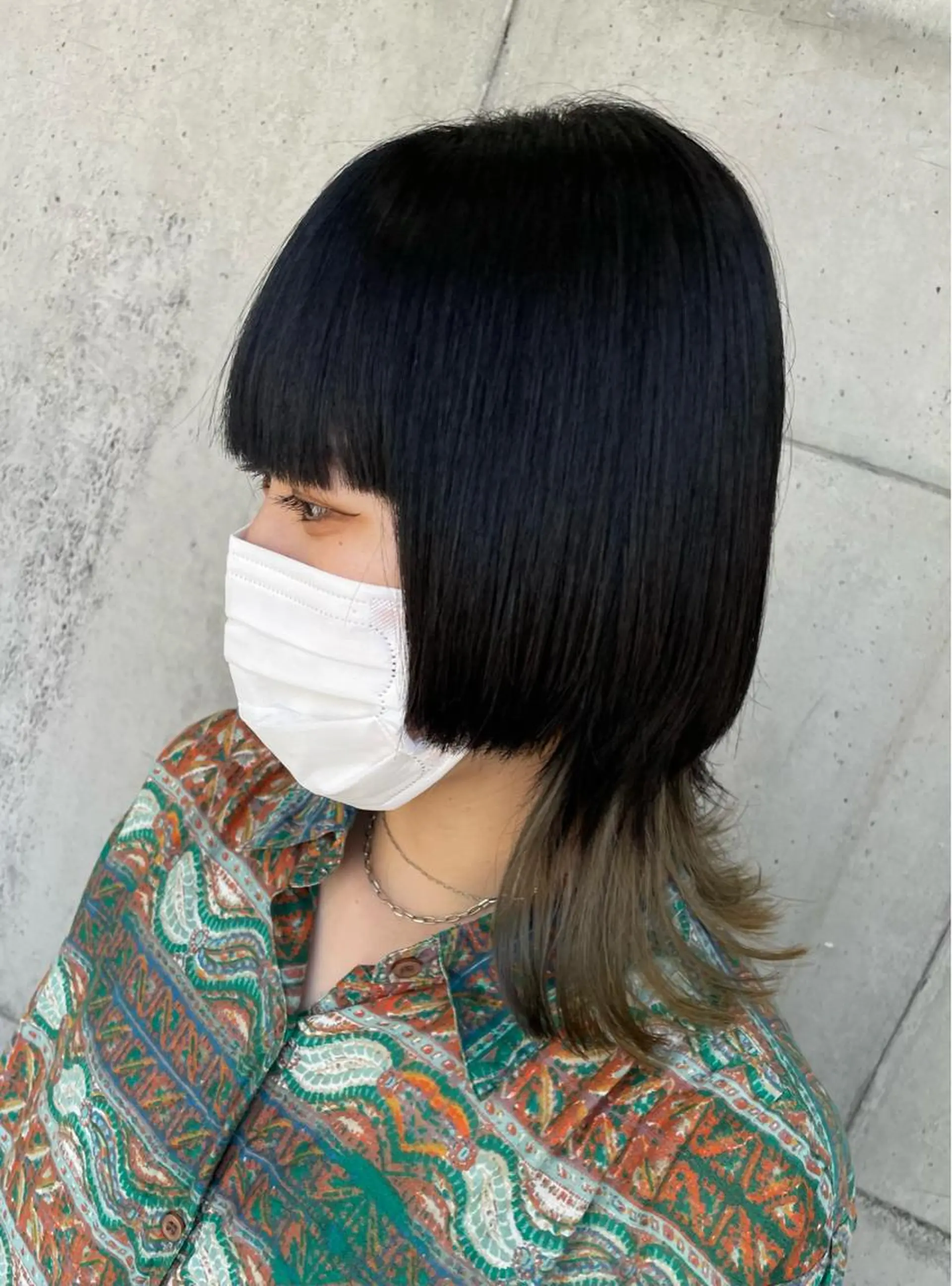 ミディアム 大内 志穂のヘアスタイル