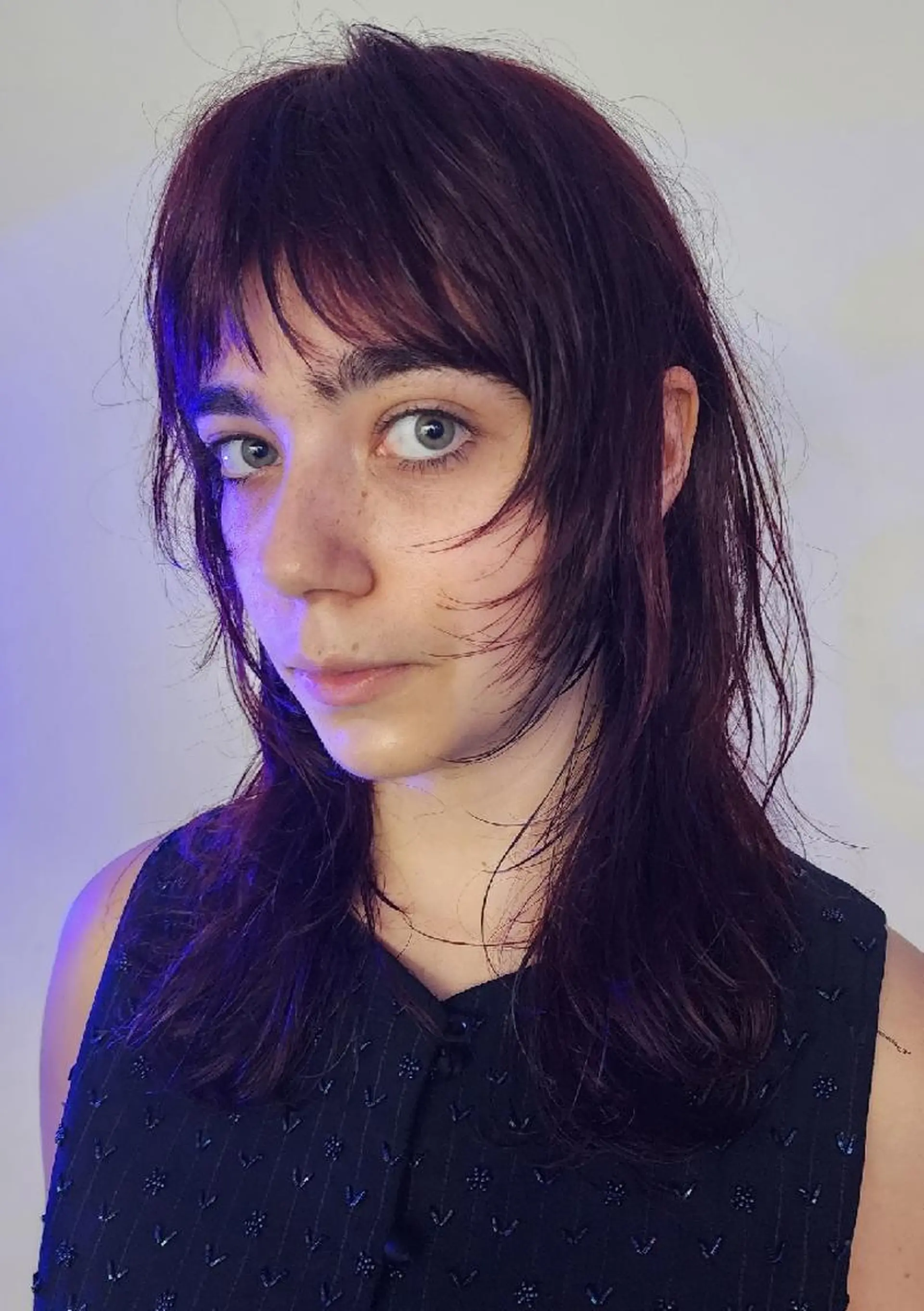 ミディアム レイヤーカット Backbocker所属・ハイトーン/ブリーチ /デザインカラーのヘアスタイル