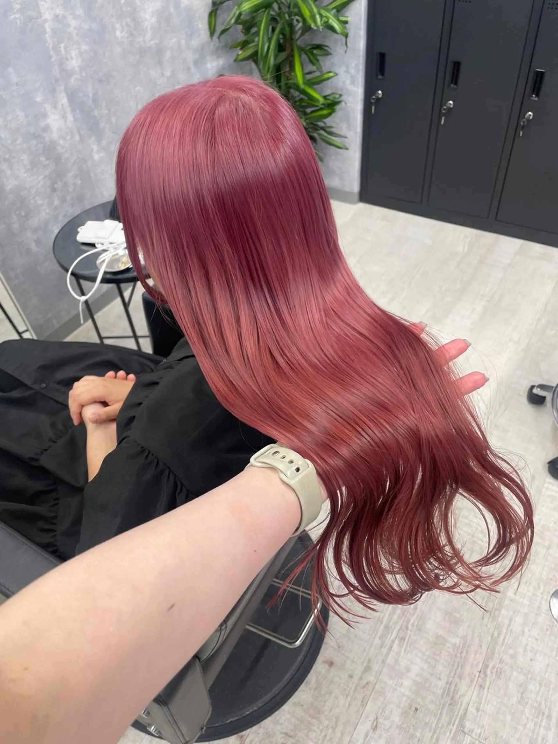 セミロング カラー 宮城 ほのかのヘアスタイル