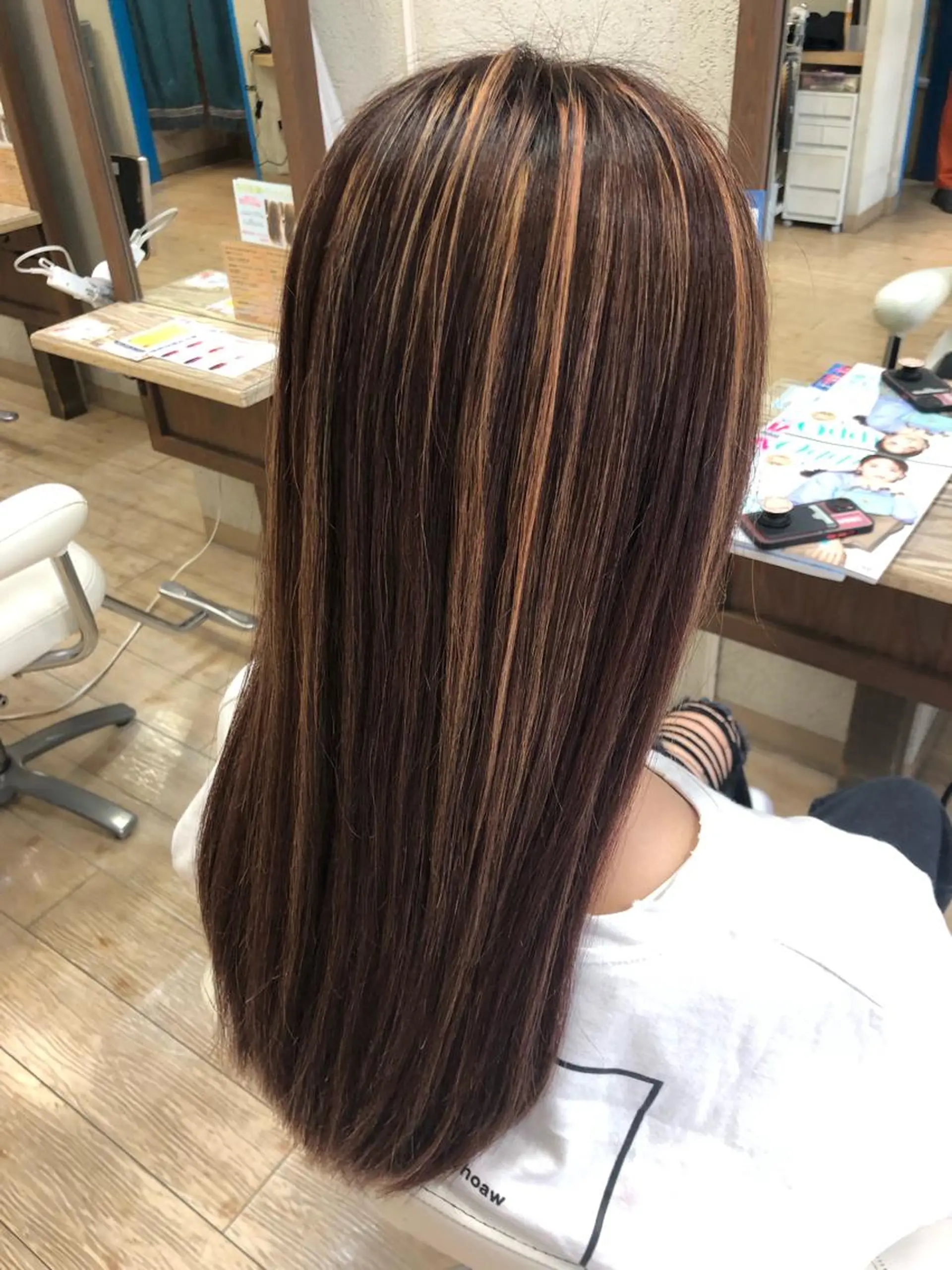 ロング カラー ハイライトカラー ピンクカラー ハイライト カット ヘアカラー トリートメント 阿部 美咲のヘアスタイル