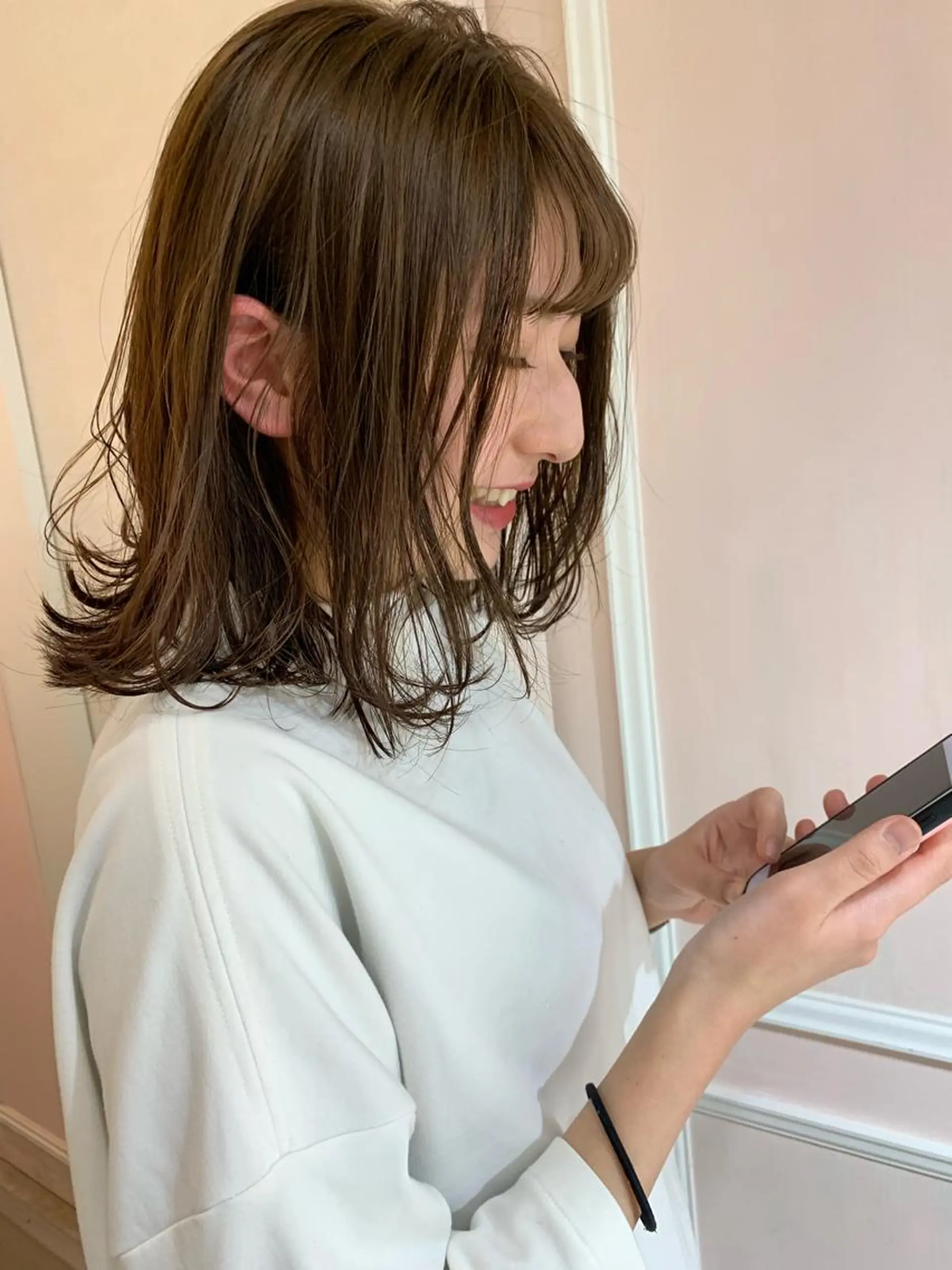 ミディアム カラー パーマ ネイル マツエク・マツパ ヘアカラー トリートメント ヘアセット レイヤー&カラー 人気美容師倉崎涼のヘアスタイル