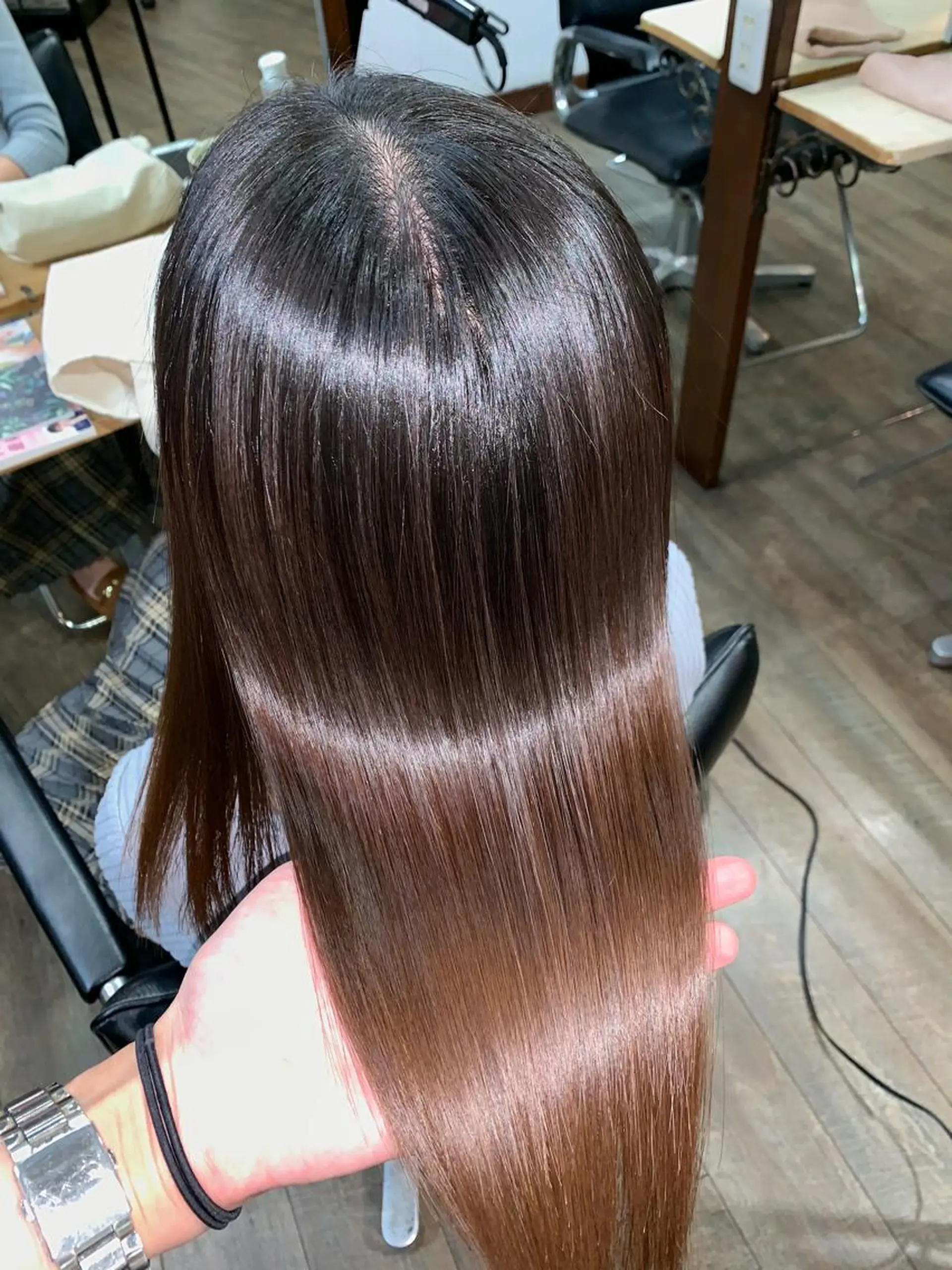 ミディアム 縮毛矯正/髪質改善 井上智秀のヘアスタイル