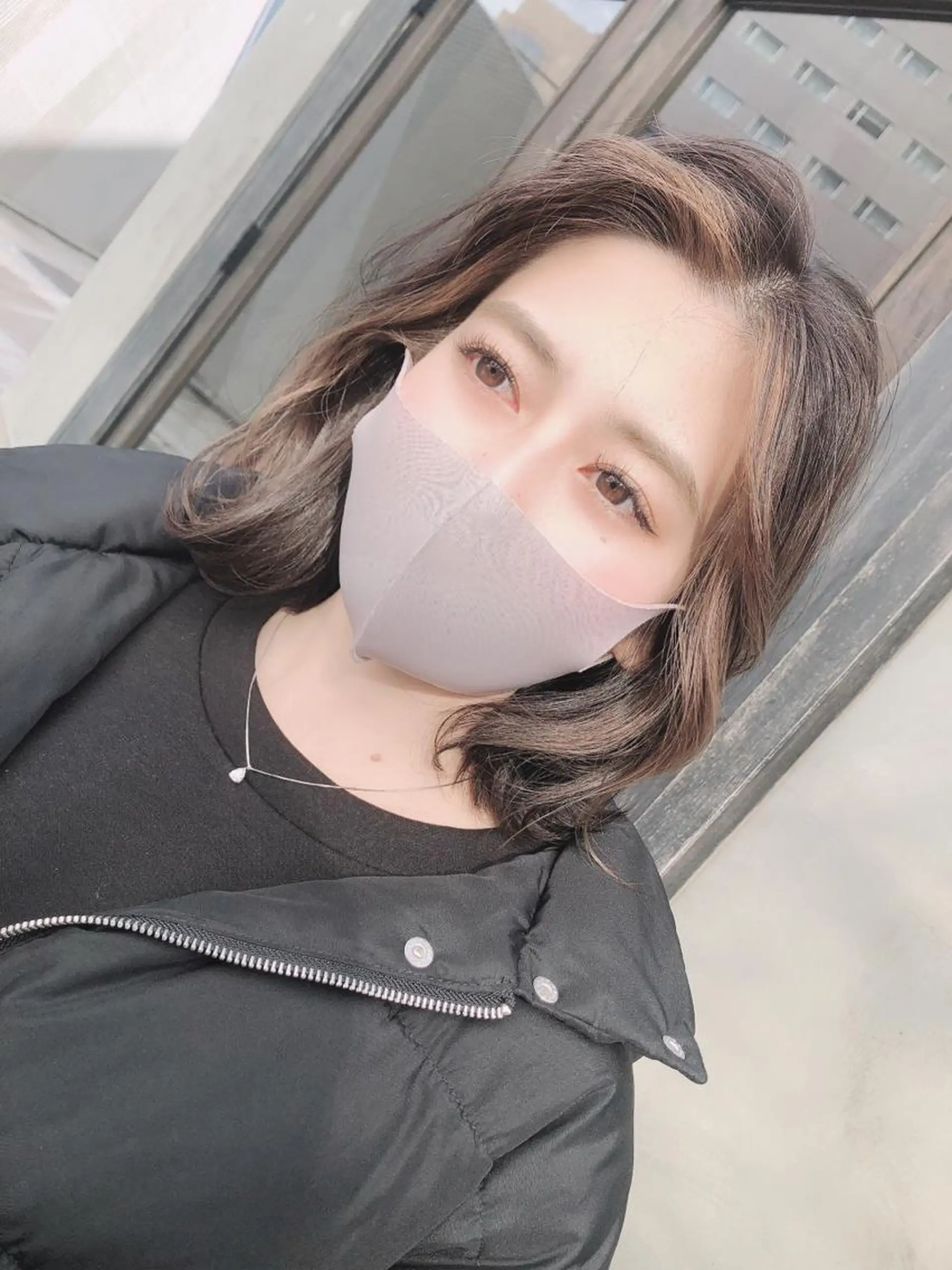 ミディアム カラー ミストバング ブリーチ  フェイスフレーミング ブリーチなしカラー カット ヘアカラー トリートメント La fith yukinoのヘアスタイル