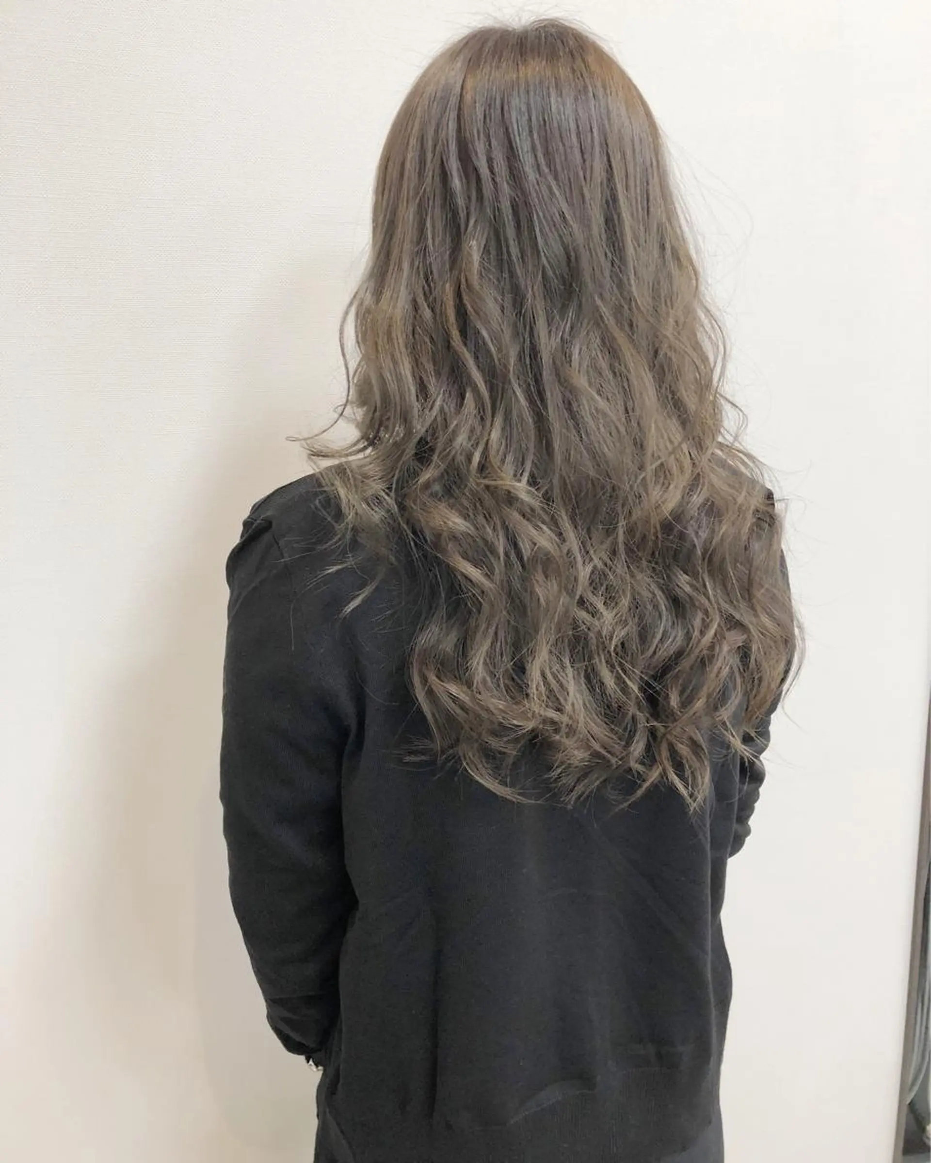 セミロング レイヤー×縮毛矯正 深見 拓のヘアスタイル