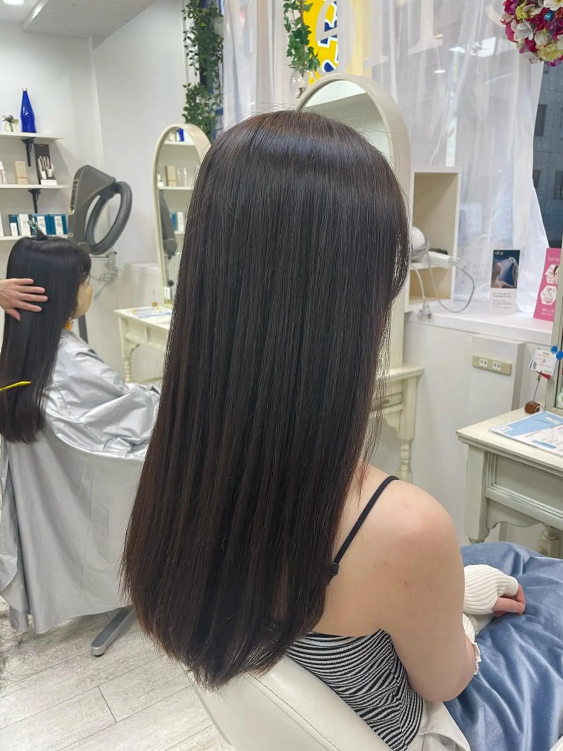 ロング 縮毛矯正 カット ヘアカラー 新籾 尚哉のヘアスタイル
