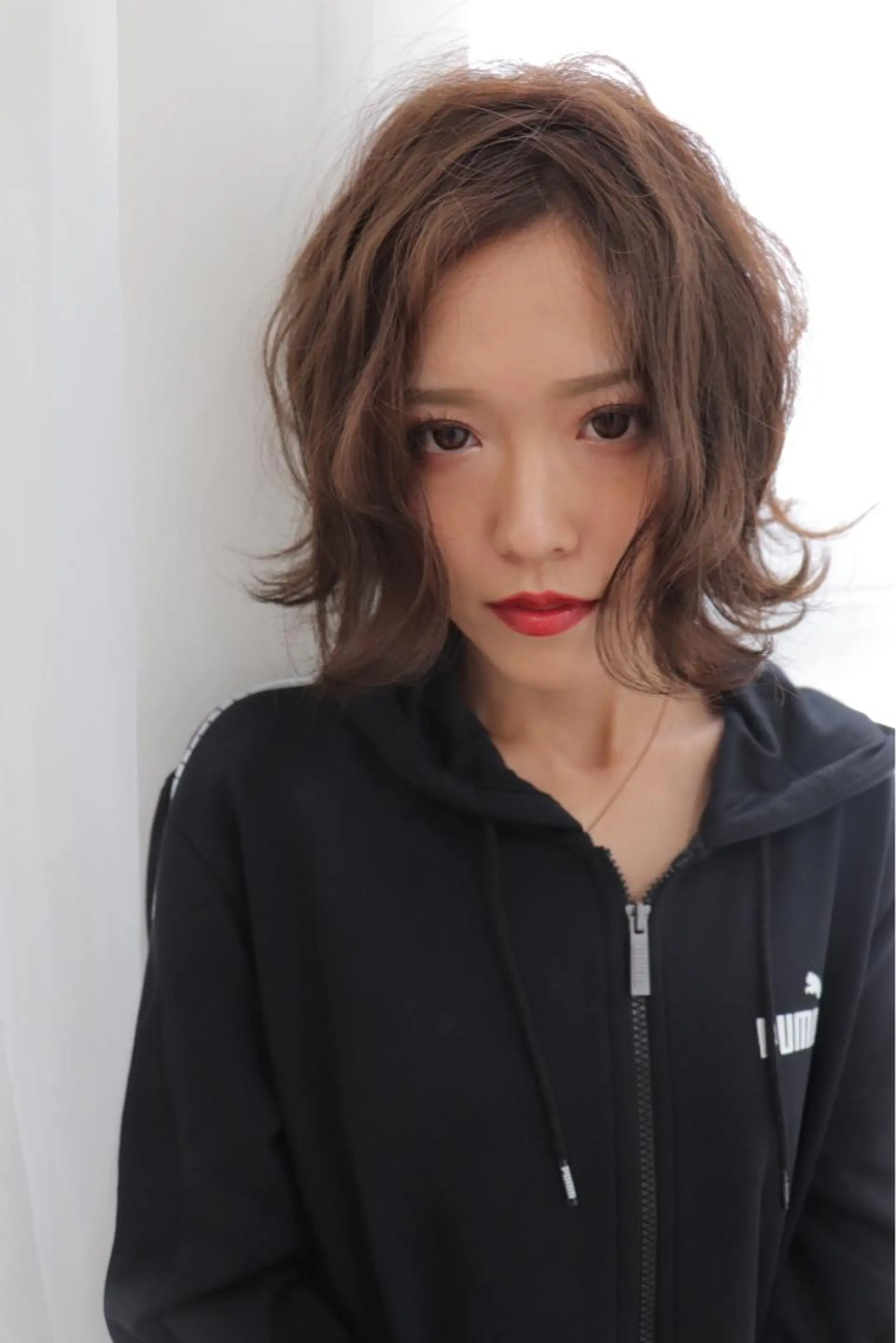 ミディアム カラー カット ヘアカラー トリートメント ヘアセット 髪質改善&ブリーチ 伊勢 祐一郎のヘアスタイル