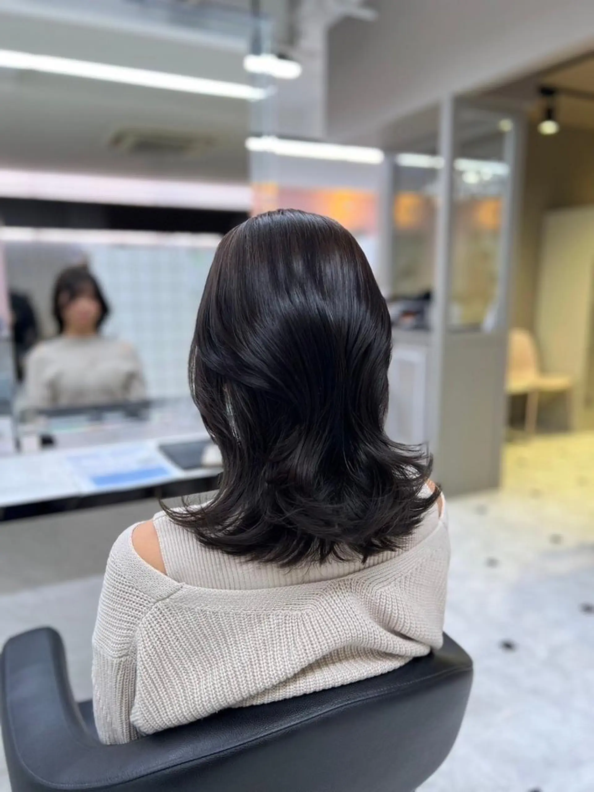 カラー 暗め🩶寒色🩶 お洒落に✨/円香のヘアスタイル