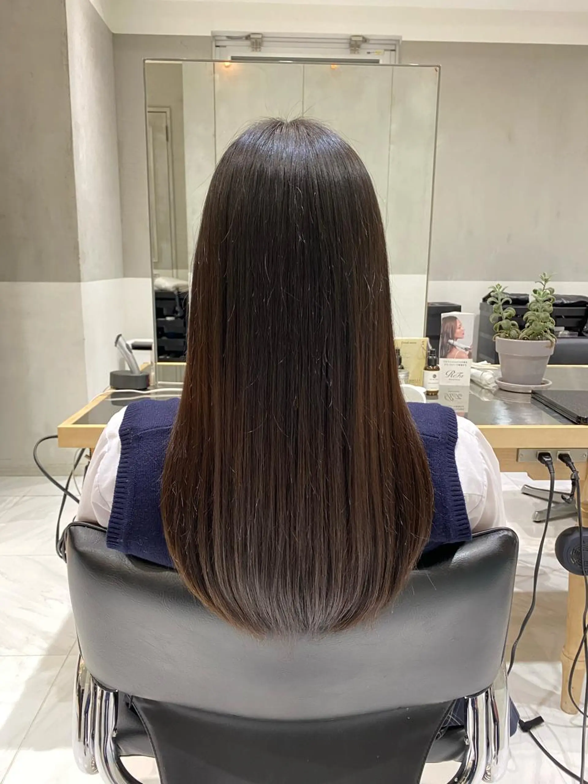 ロング パーマ 艶感/ナチュラル 🩵amiのヘアスタイル