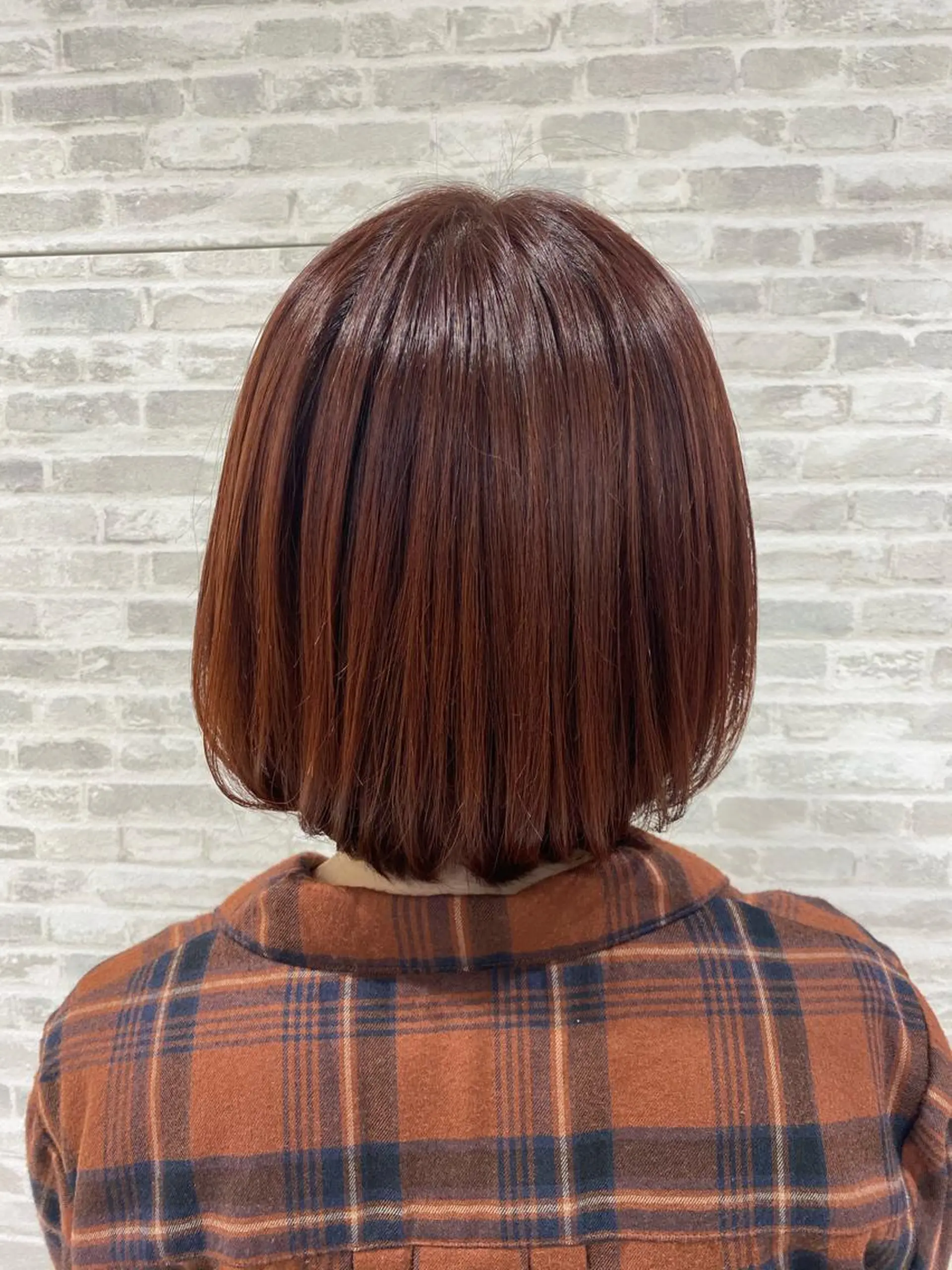 ミディアム カラー 小金丸 里沙のヘアスタイル