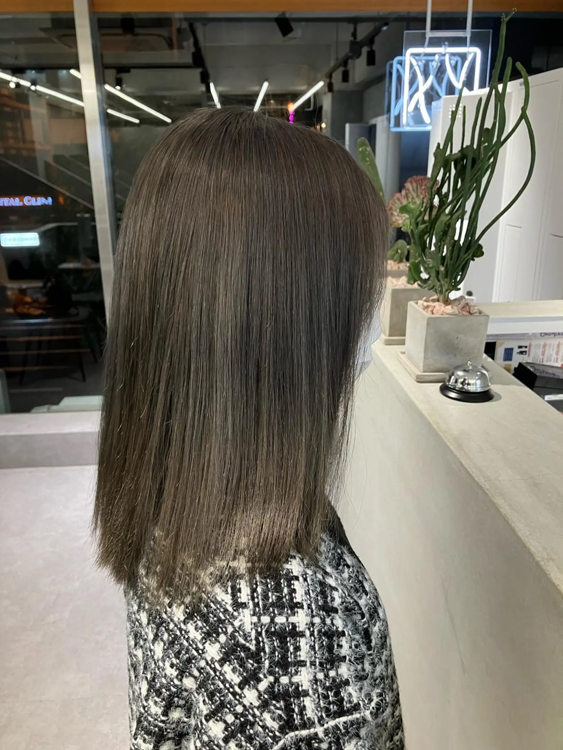 カラー ダブルカラー グレージュ ヘアカラー 小林 拓真のヘアスタイル