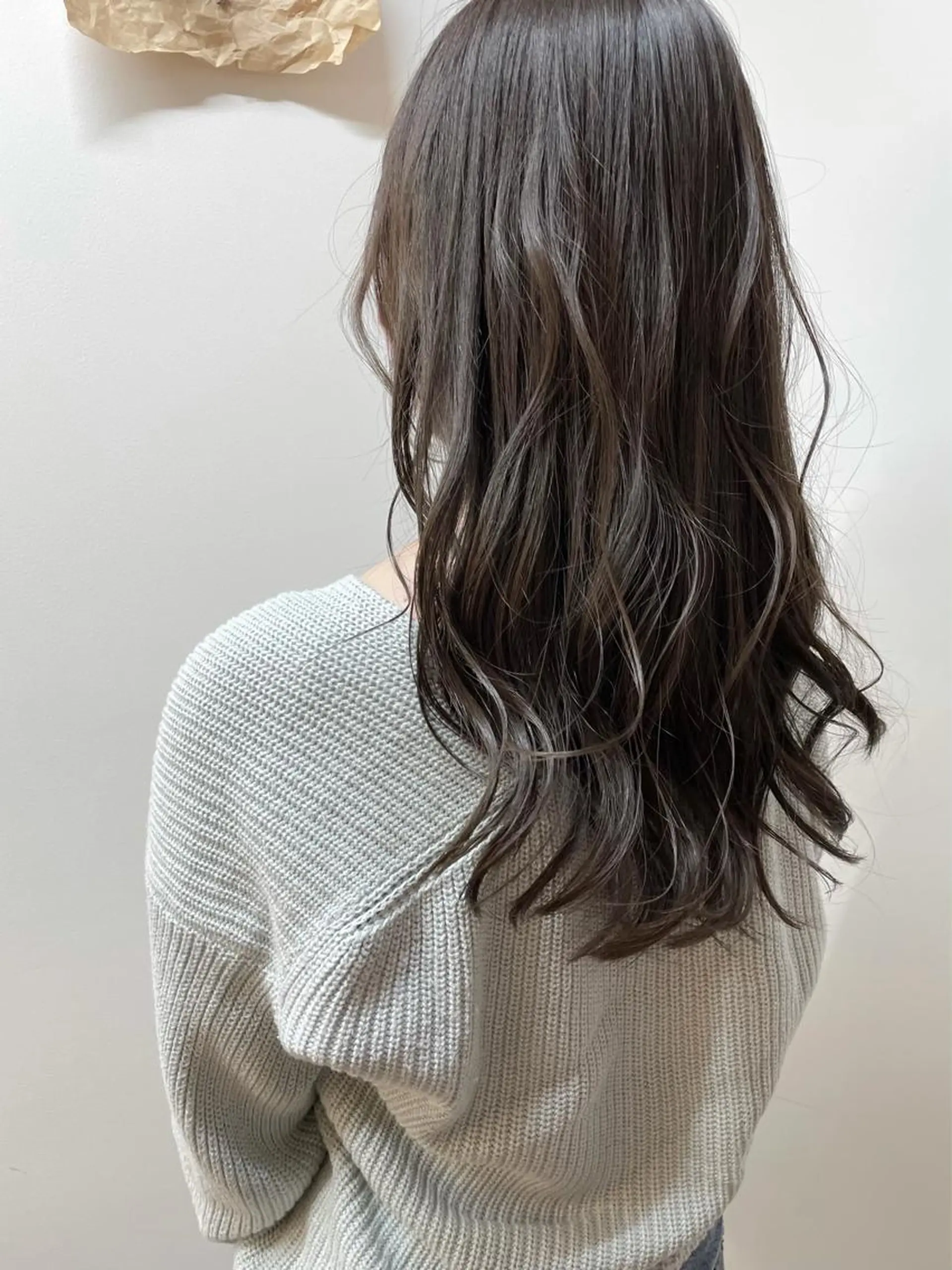ロング カラー アッシュ アッシュグレー 鈴木 美穂のヘアスタイル
