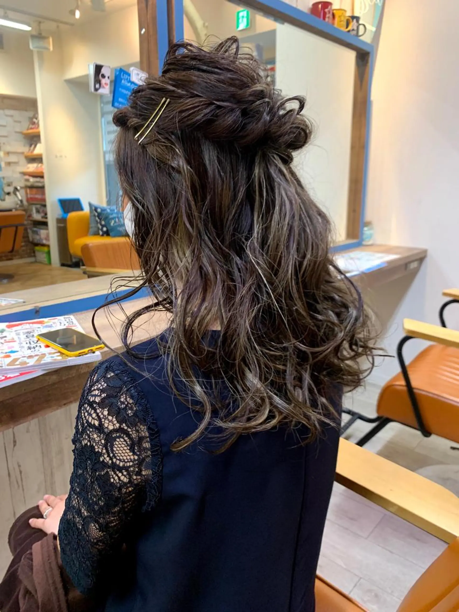ミディアム ヘアアレンジ ハーフアップ ヘアセット カワシマ セイカのヘアスタイル
