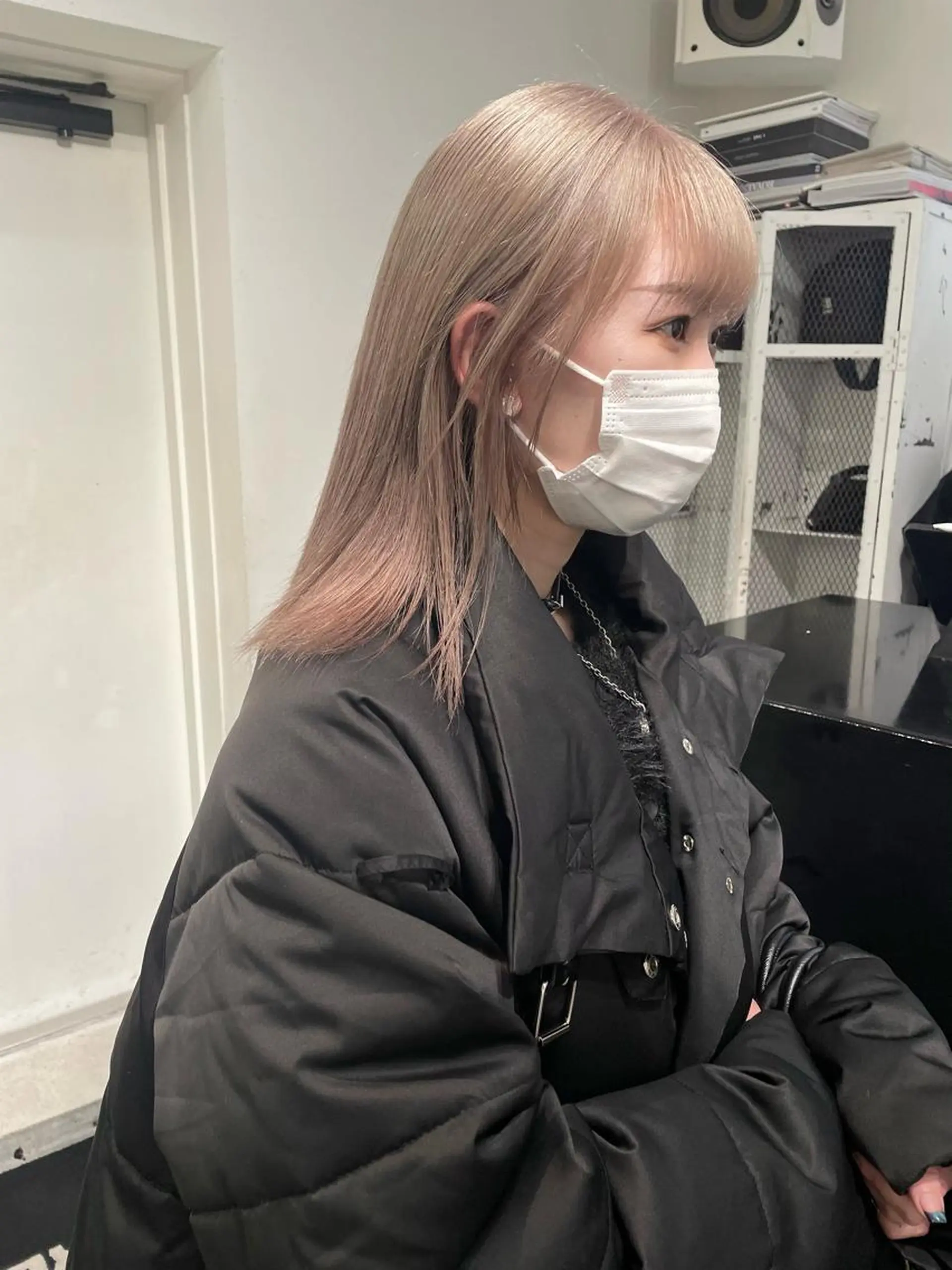 セミロング カラー パーマ ヘアアレンジ メンズ キッズ ネイル マツエク・マツパ アイブロウ メンズバレイヤージュ メンズブリーチ メンズハイライト メンズハイトーン メンズインナーカラー カット ヘアカラー トリートメント 艶ハイトーン/ヘア アレンジAYAKAのヘアスタイル