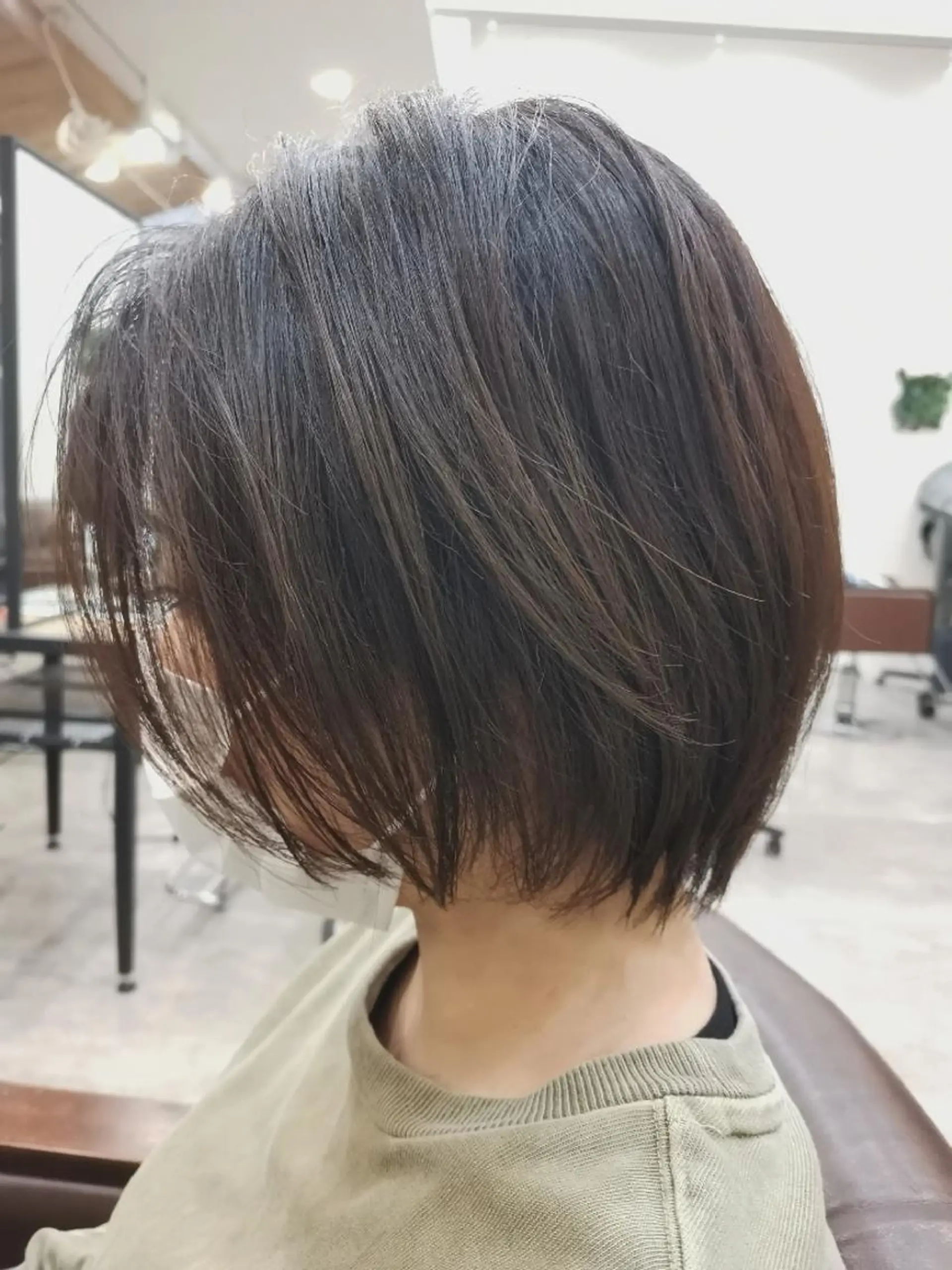 ショート ショートヘア カット ヘアカラー トリートメント N°emirai溝口 MG 🌈梶谷龍吾のヘアスタイル