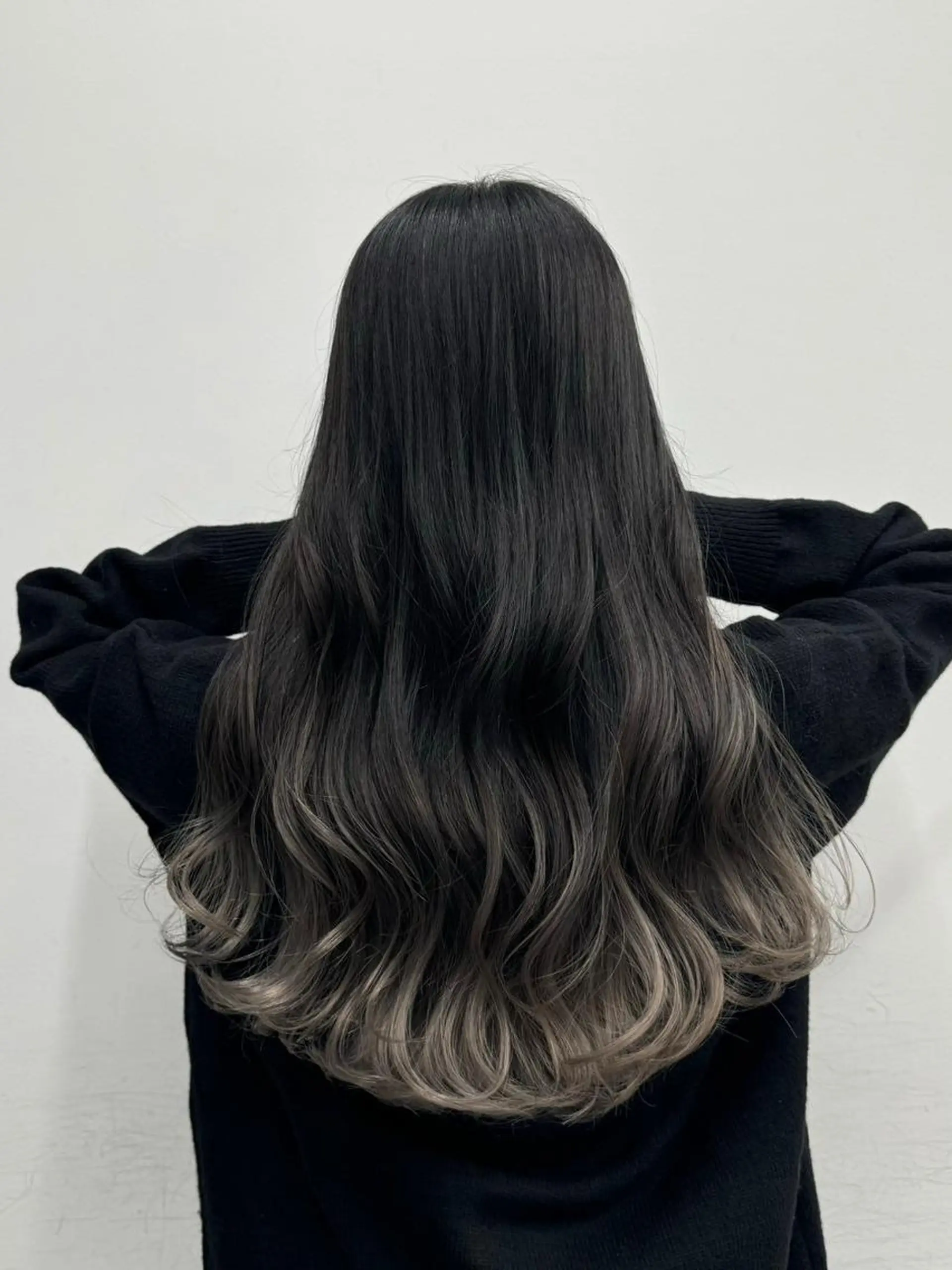 ロング カラー アディクシーカラー アッシュ ブルーカラー ダークアッシュ グレージュ 【公式】amble luxe池袋東口💛のヘアスタイル