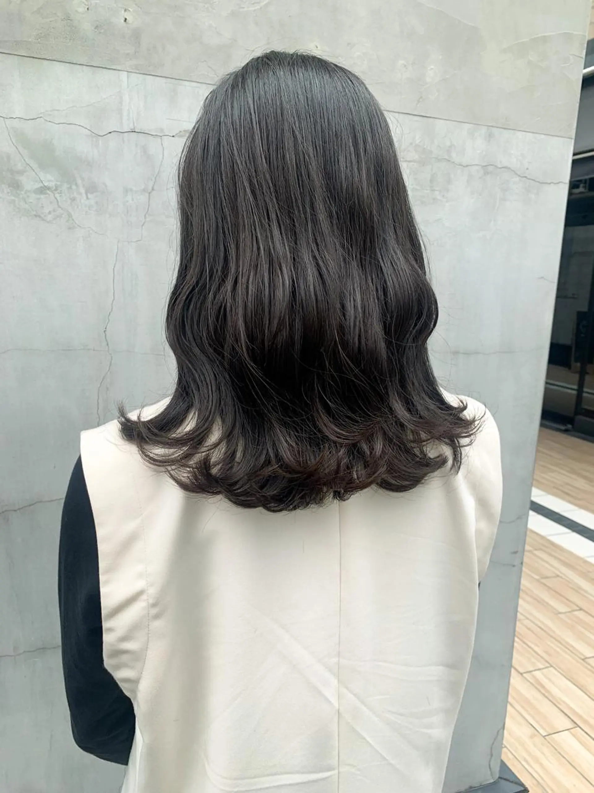 ミディアム カラー ヘアアレンジ カット ヘアカラー トリートメント yuka .のヘアスタイル