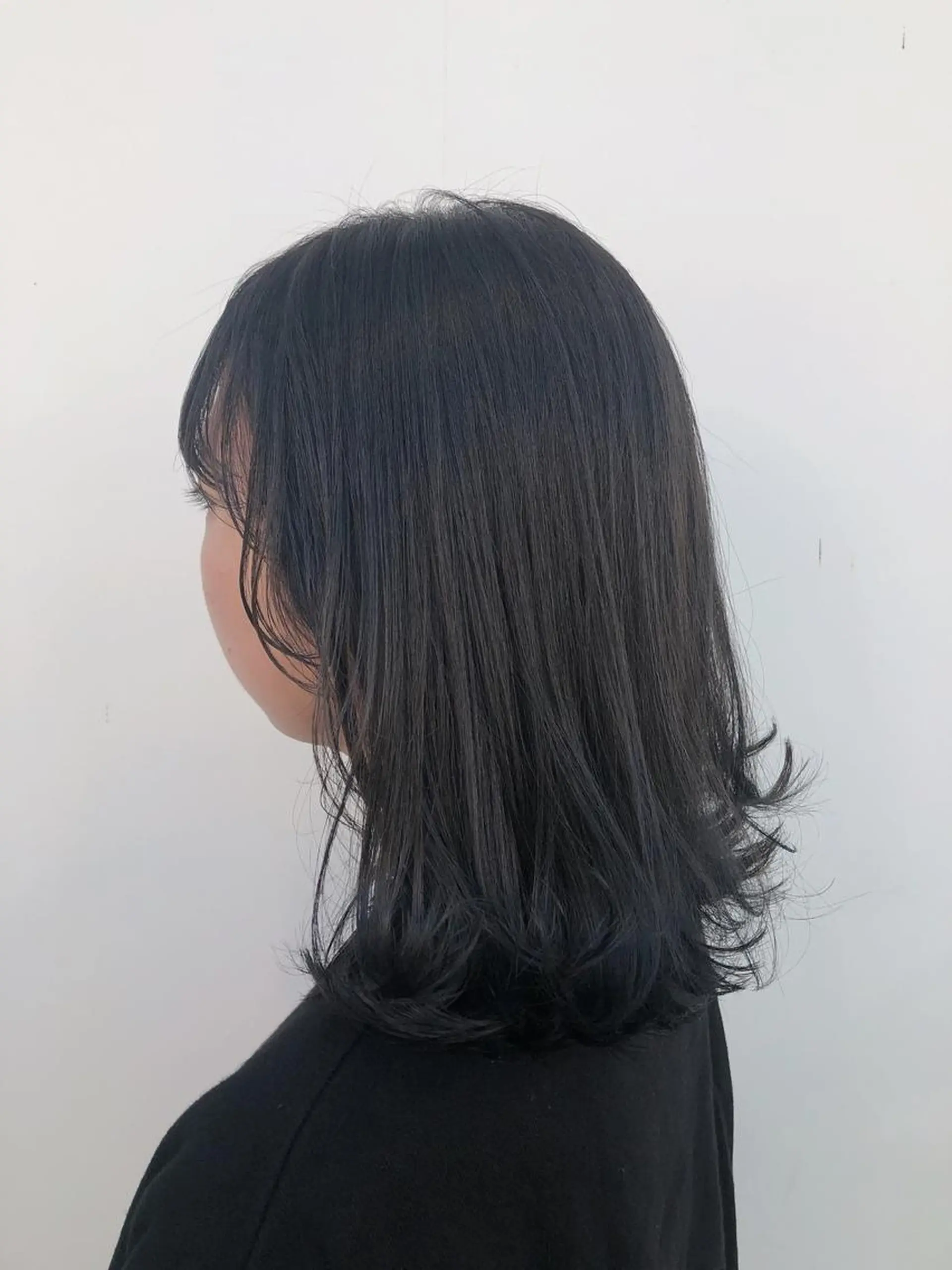 ミディアム カラー 韓国🩵海外ヘア 宮川華奈のヘアスタイル