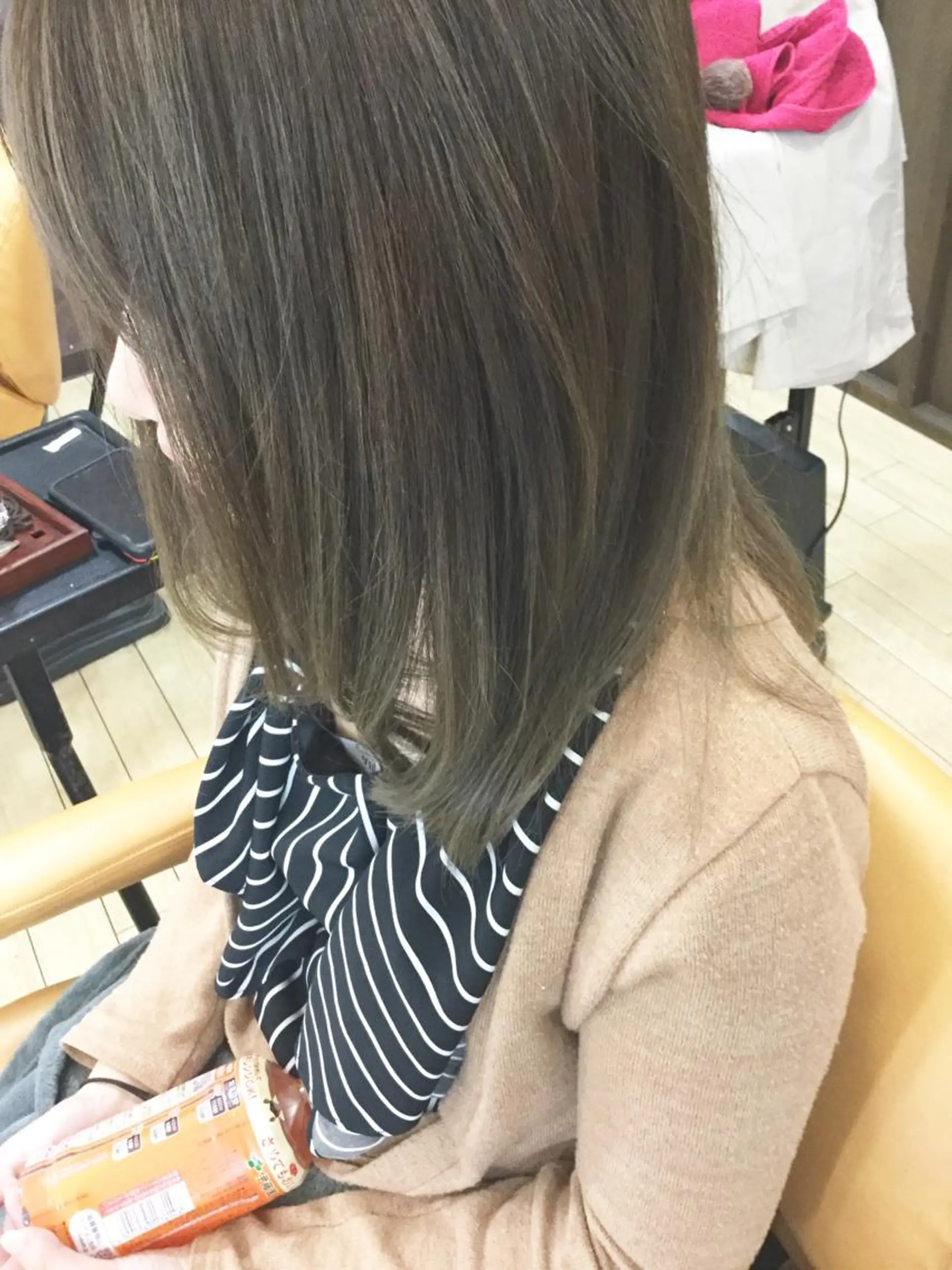 ミディアム カラー グラデーションカラー カット ヘアカラー トリートメント 小倉 教志のヘアスタイル