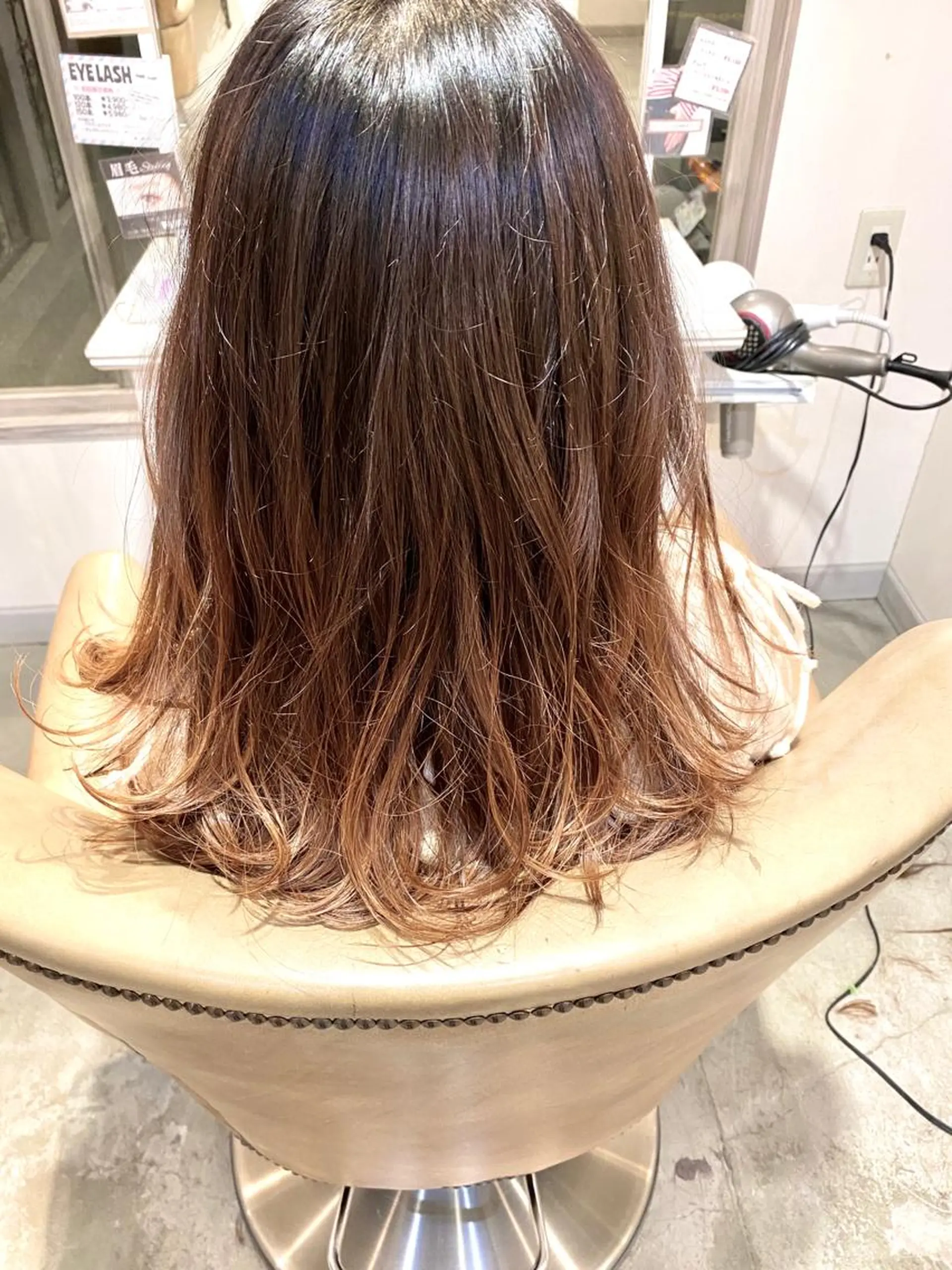 ミディアム カラー ブリーチ ブラウンカラー グラデーションカラー #艶髪・髪質改善 有田怜平のヘアスタイル