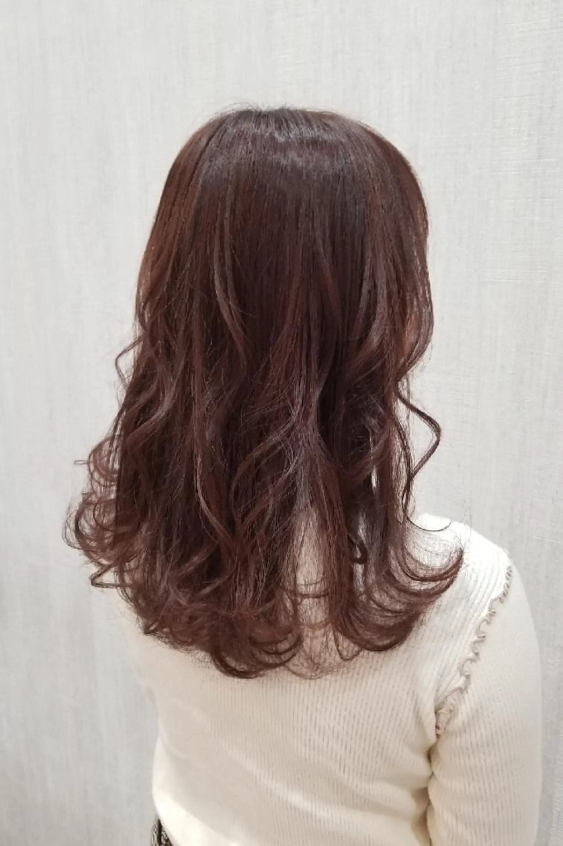 セミロング カラー パープルカラー カット ヘアカラー トリートメント ✂韓国ヘア髪質改善 レイヤー代表西村功平のヘアスタイル