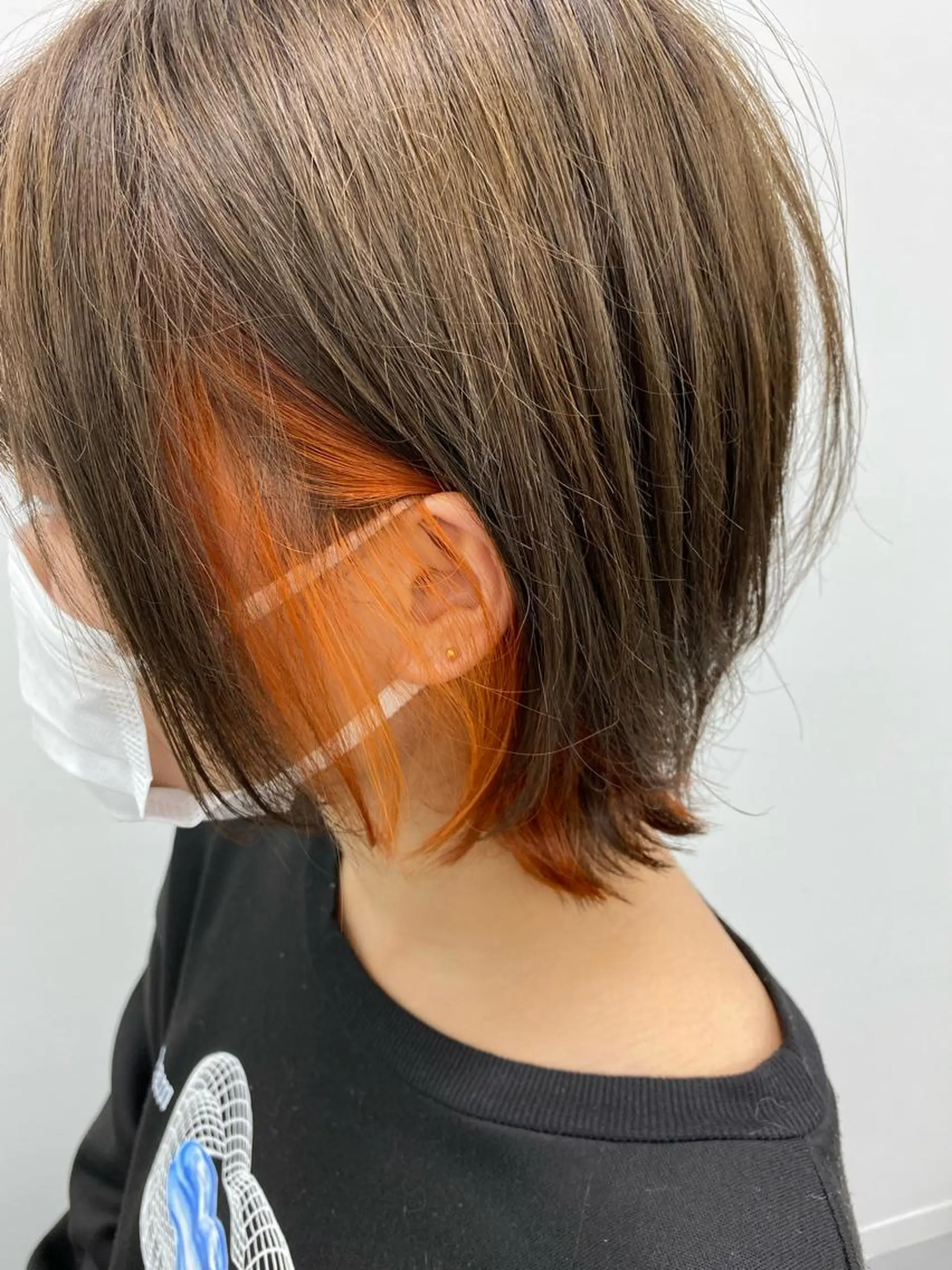 カラー オレンジ 小岸 竜のヘアスタイル