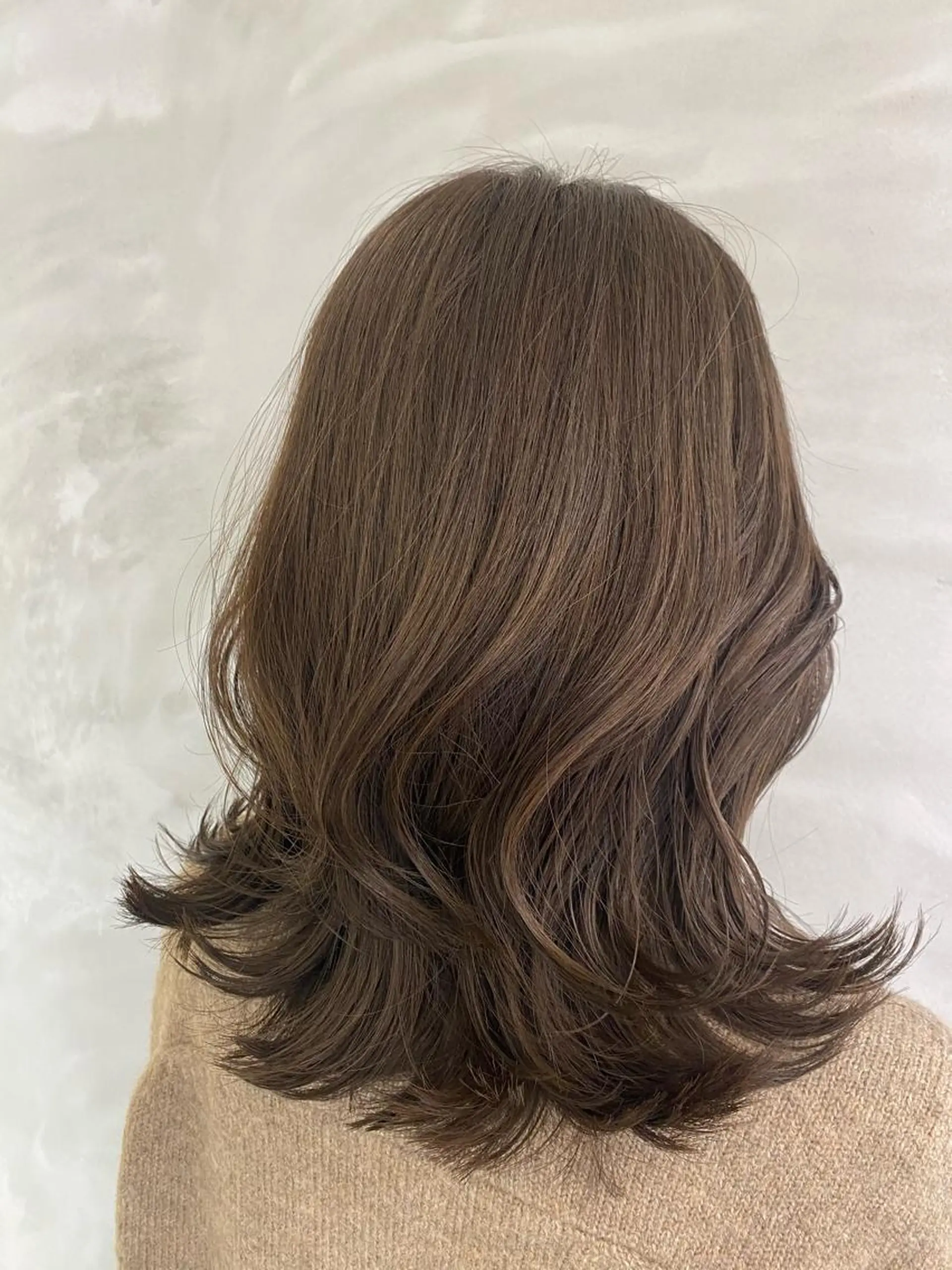 ミディアム カラー ベージュカラー ヘアカラー トリートメント 半個室女性salon 🩰Natsumiのヘアスタイル