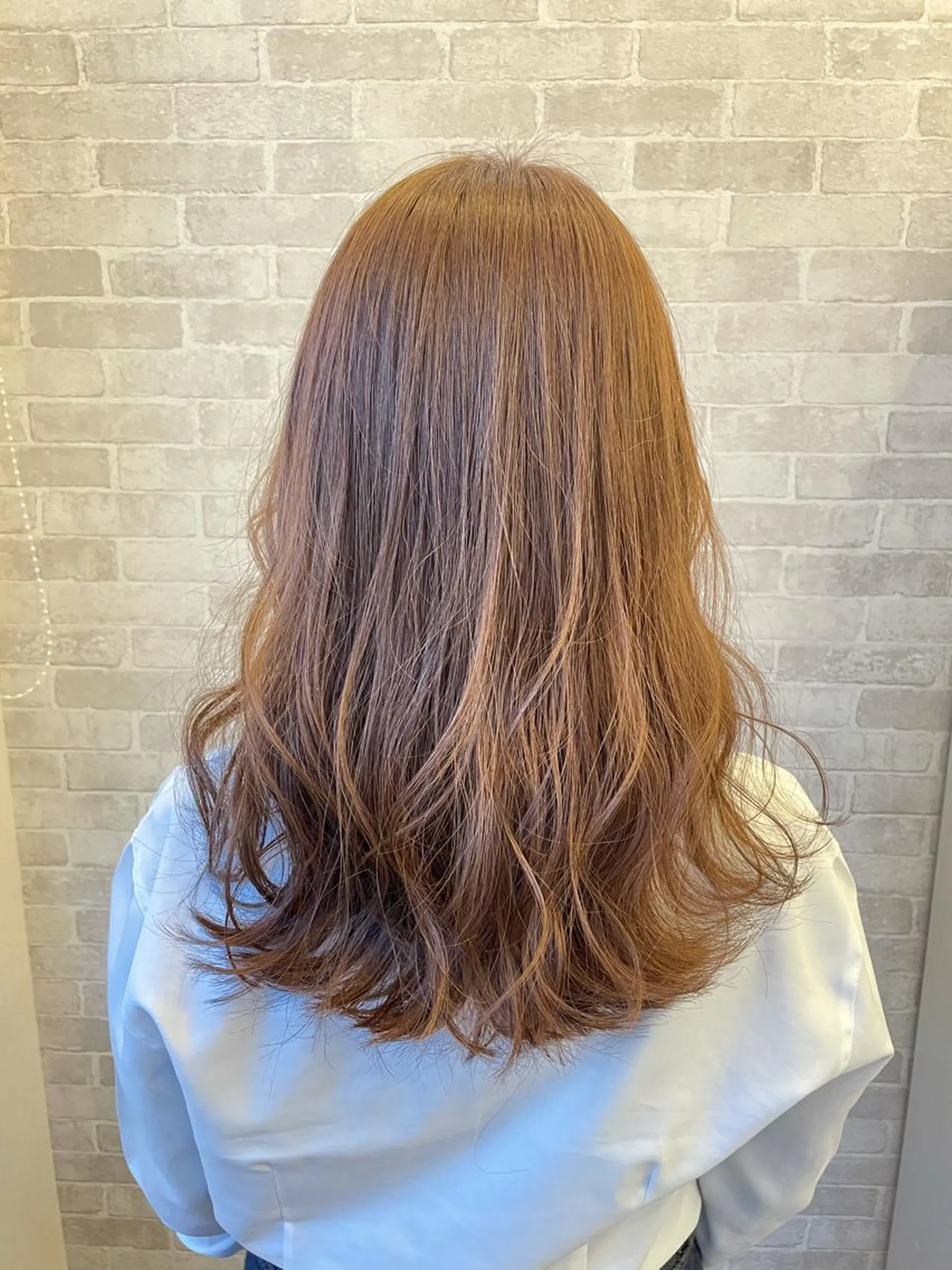 セミロング カラー カット ヘアカラー Well's TAIGAのヘアスタイル