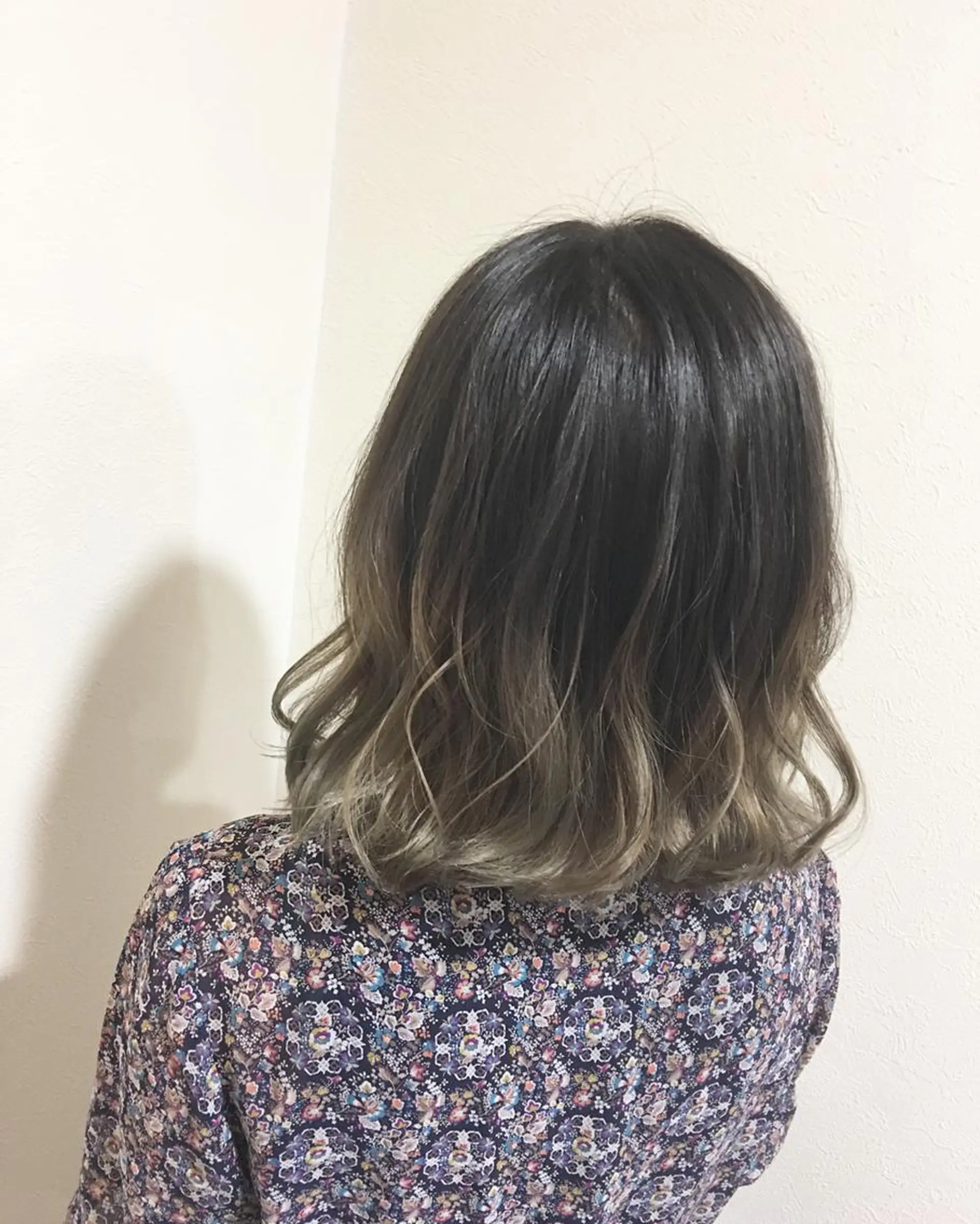 ミディアム Vida creativeのヘアスタイル