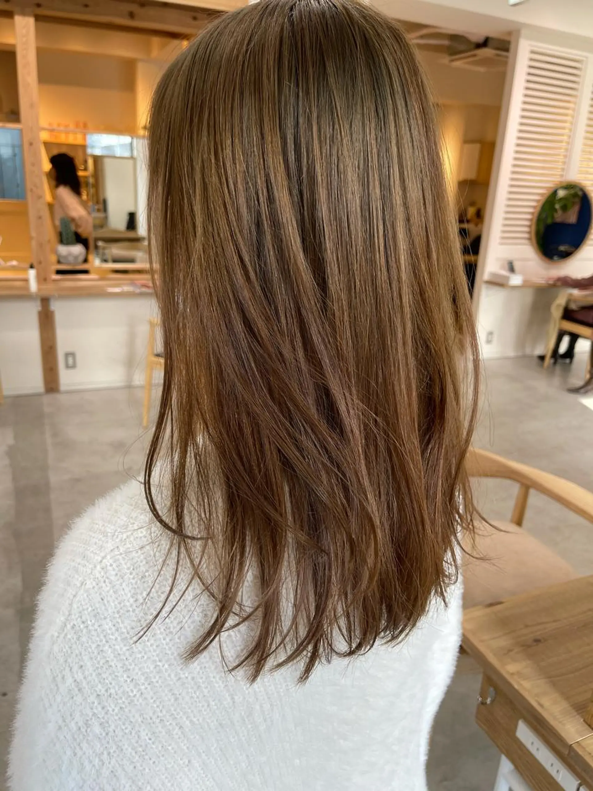 ミディアム カット ヘアカラー トリートメント 錦糸町カットの匠 AKIRA店長のヘアスタイル