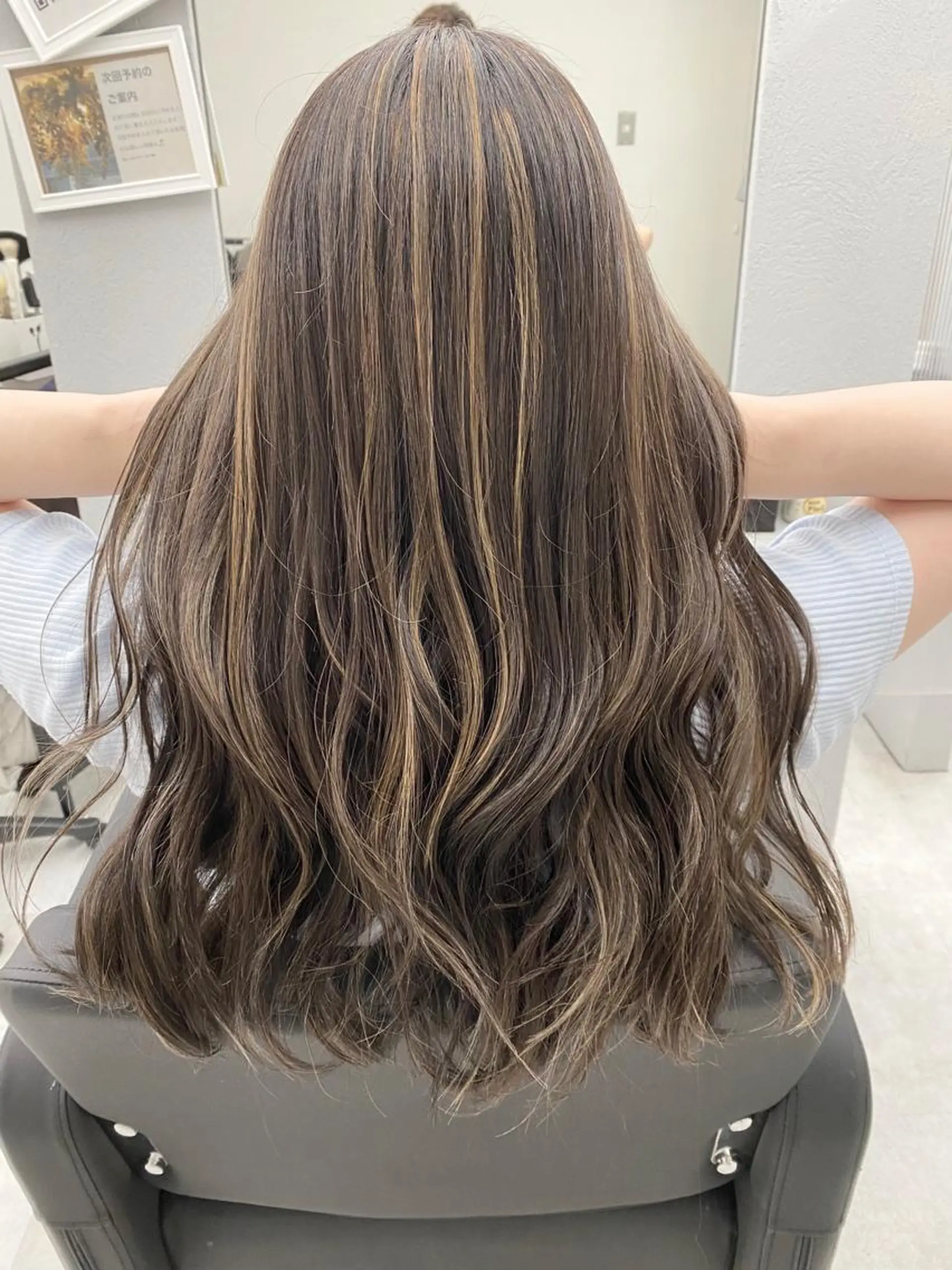 ロング カット ヘアカラー トリートメント ミルクティーカラー 🌈店長クボのヘアスタイル